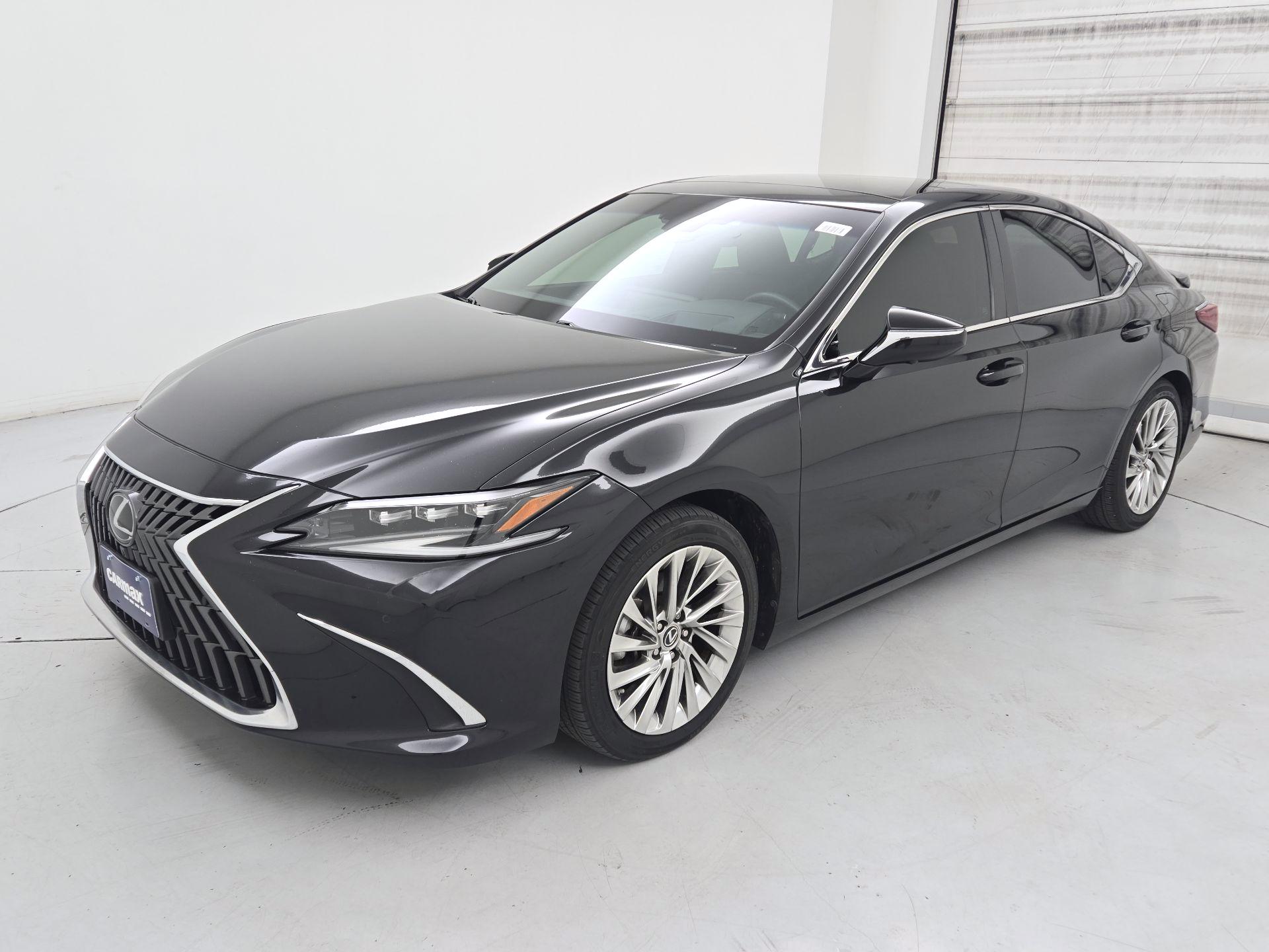 Thumbnail: 2023 Lexus ES - 3
