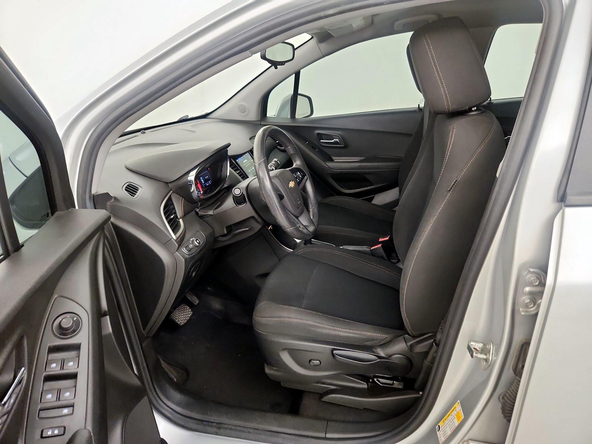 Thumbnail: 2019 Chevrolet Trax - 11