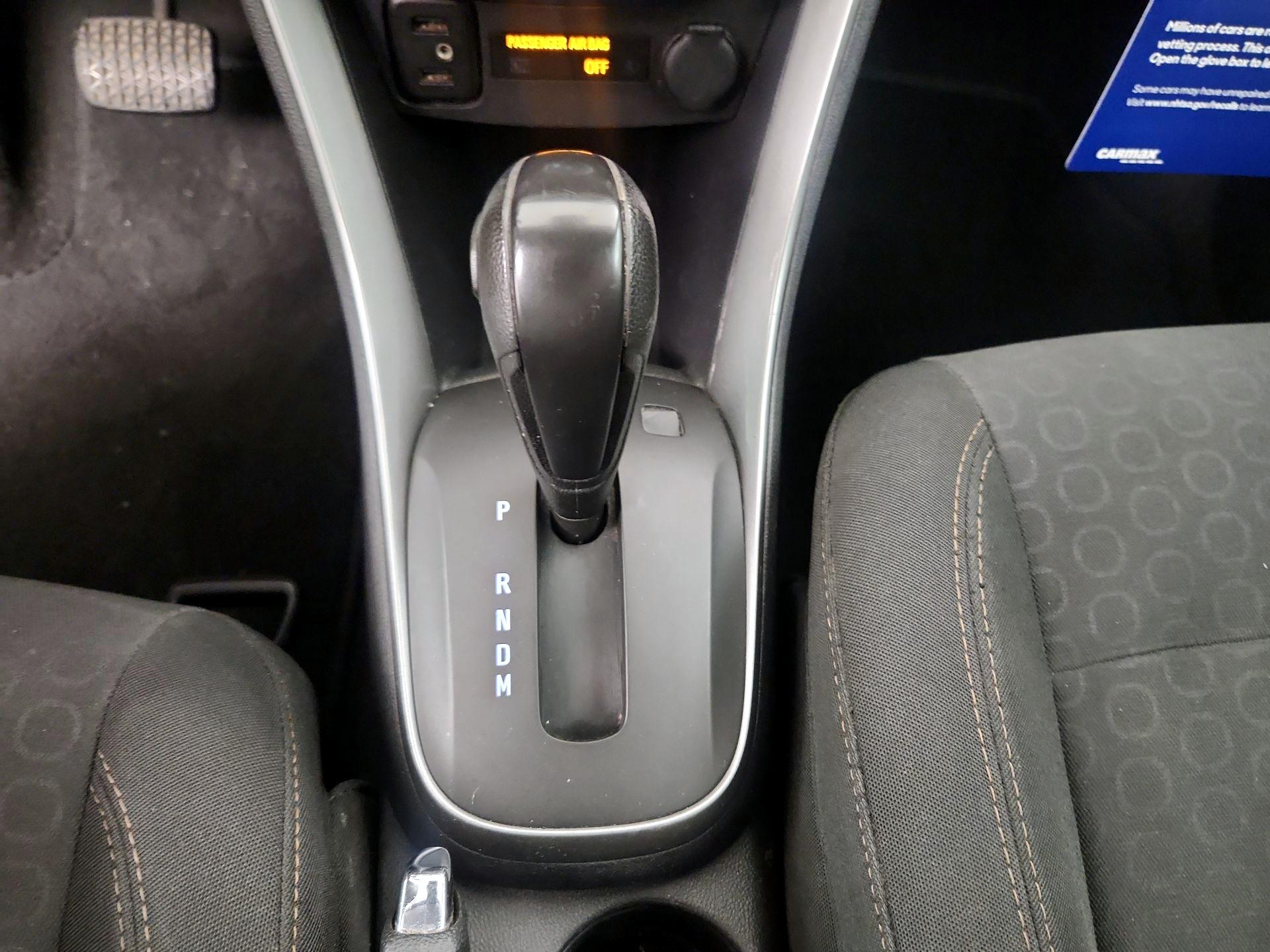 Thumbnail: 2019 Chevrolet Trax - 17