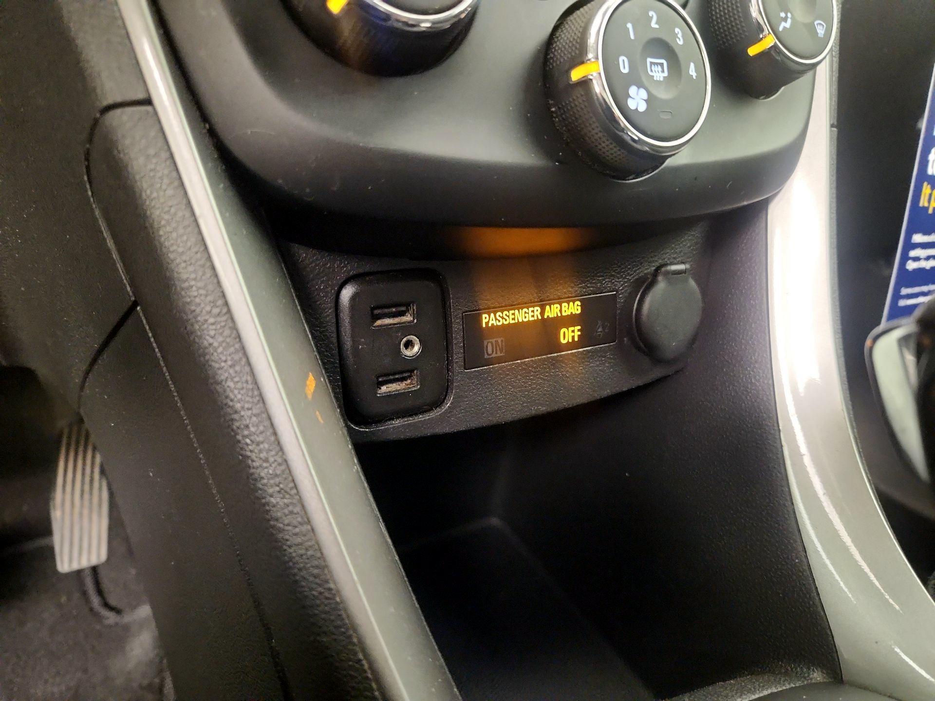 Thumbnail: 2019 Chevrolet Trax - 18