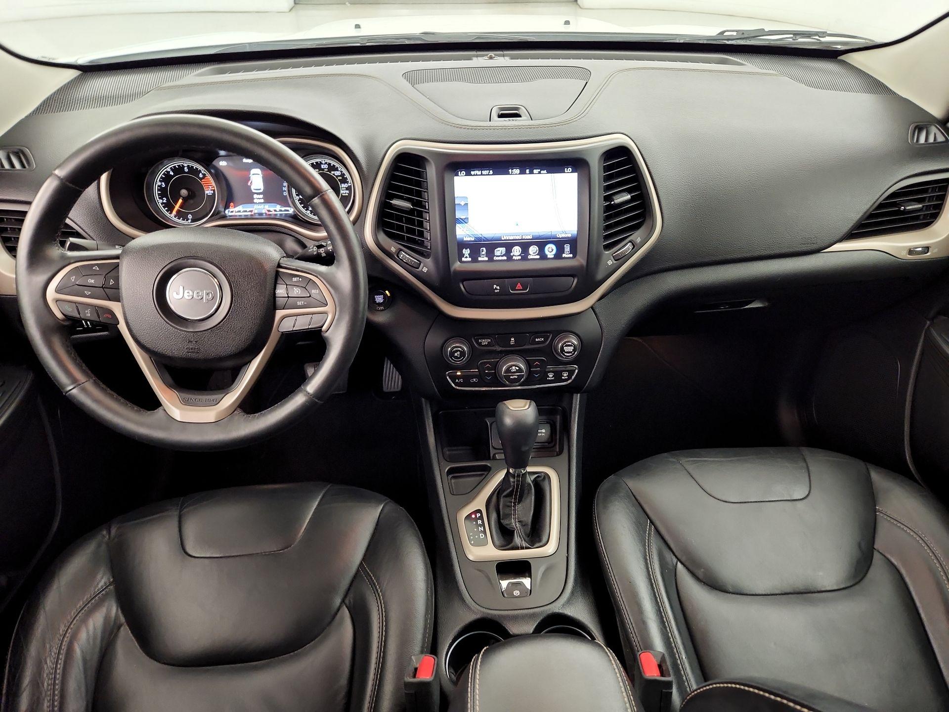 Thumbnail: 2016 Jeep Cherokee - 9