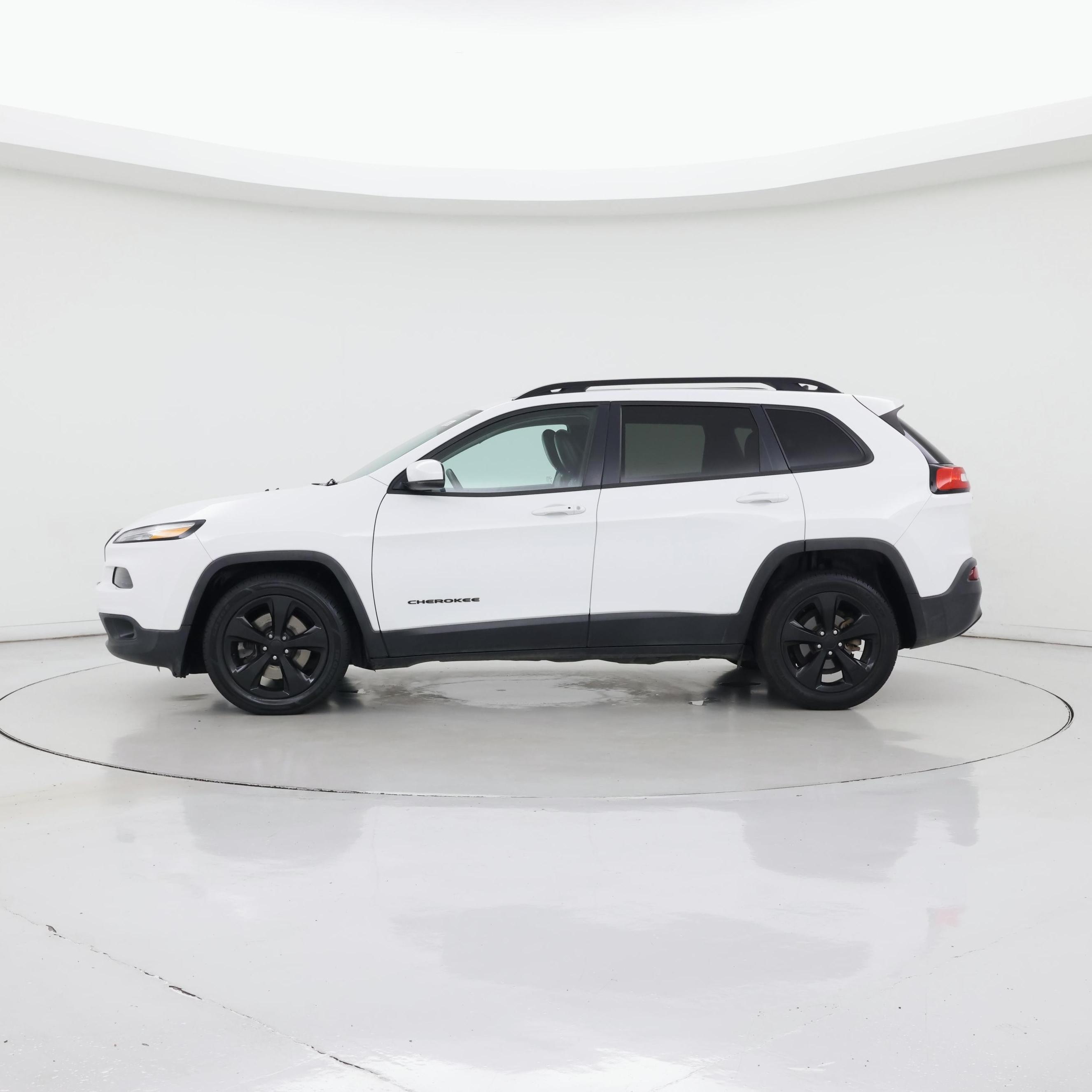 Thumbnail: 2016 Jeep Cherokee - 3