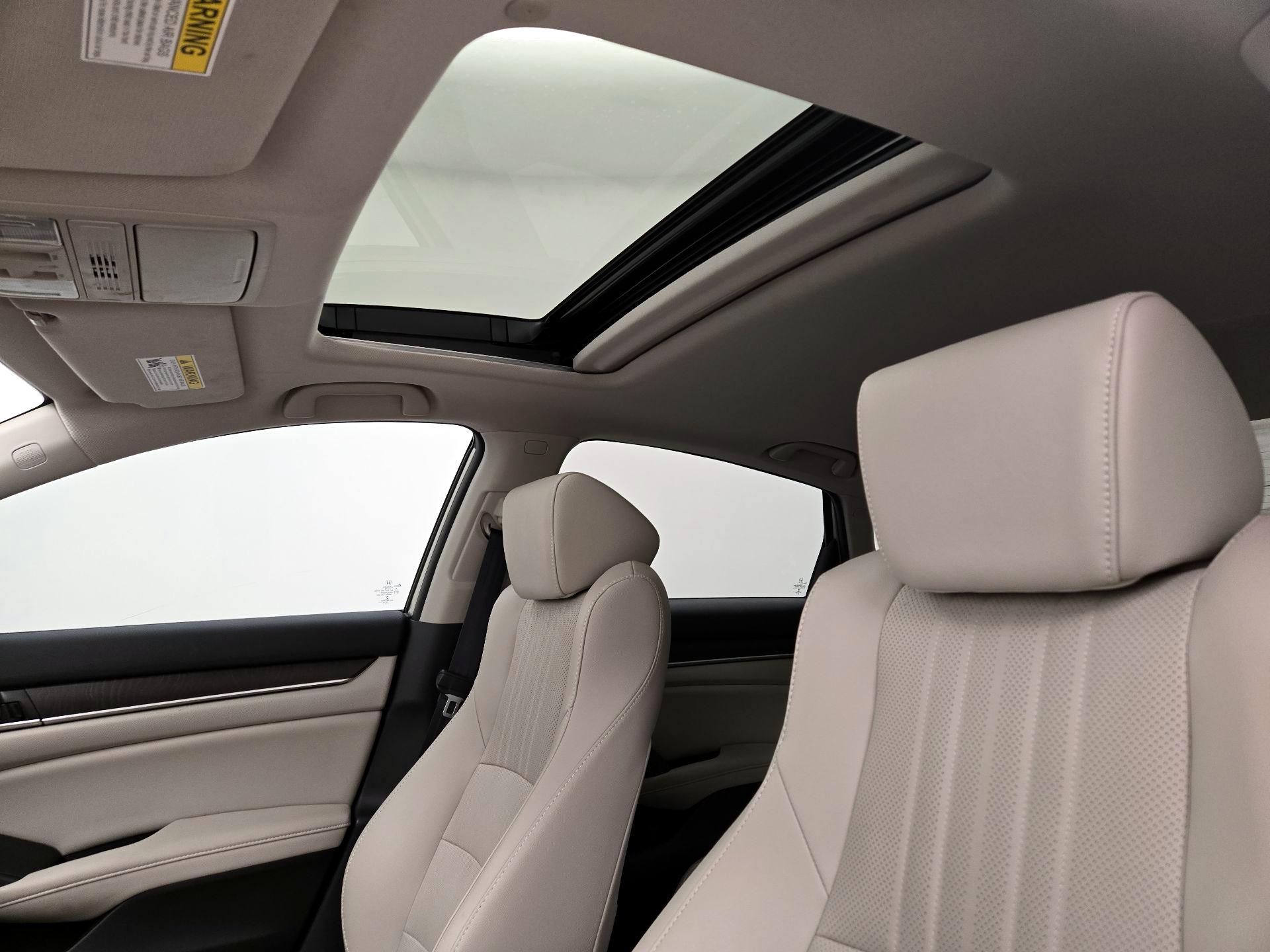 Thumbnail: 2020 Honda Accord - 17