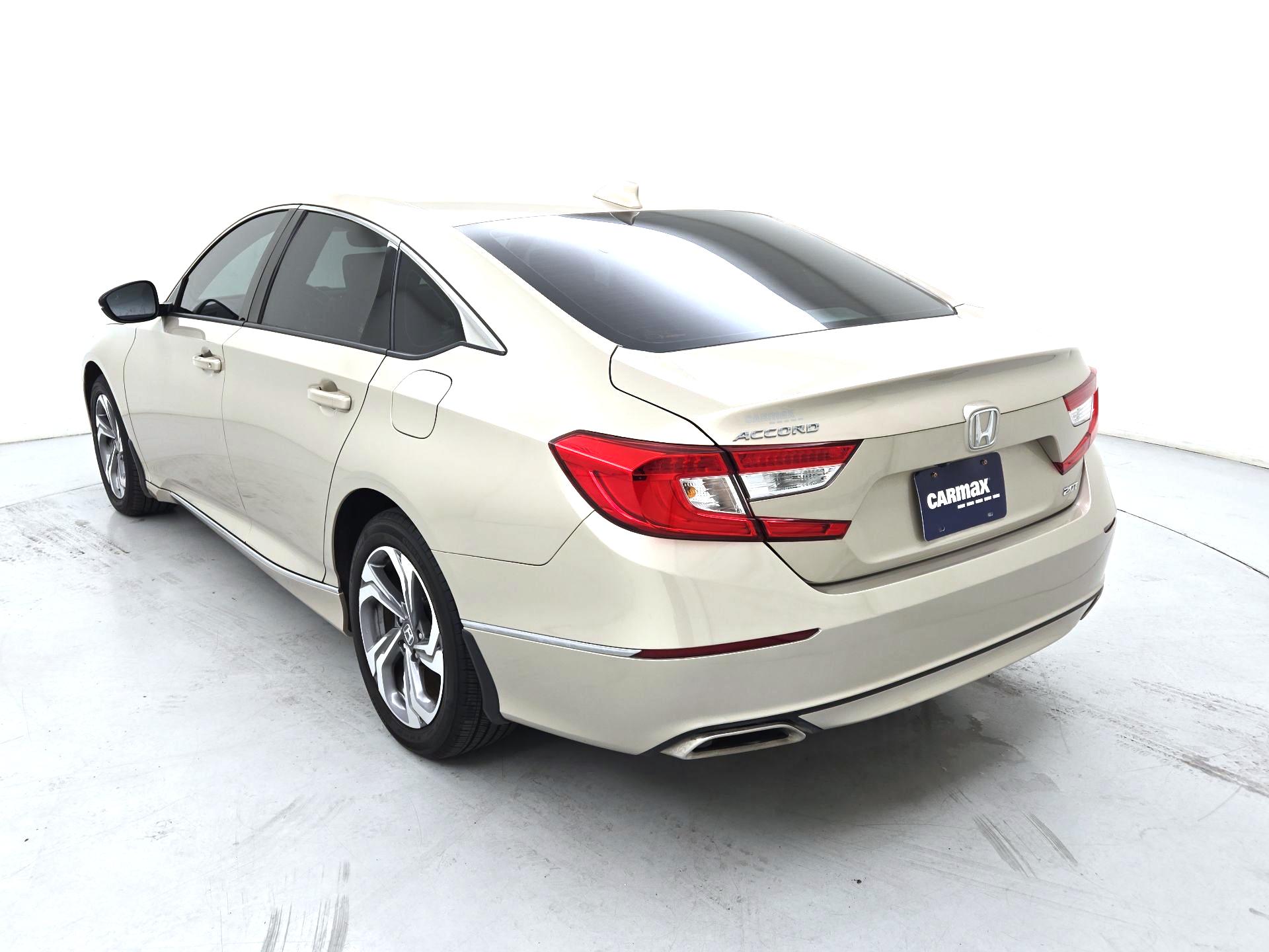 Thumbnail: 2020 Honda Accord - 7