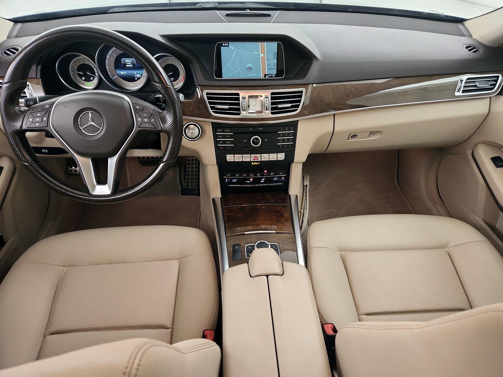 Thumbnail: 2016 Mercedes-Benz E-Class - 9