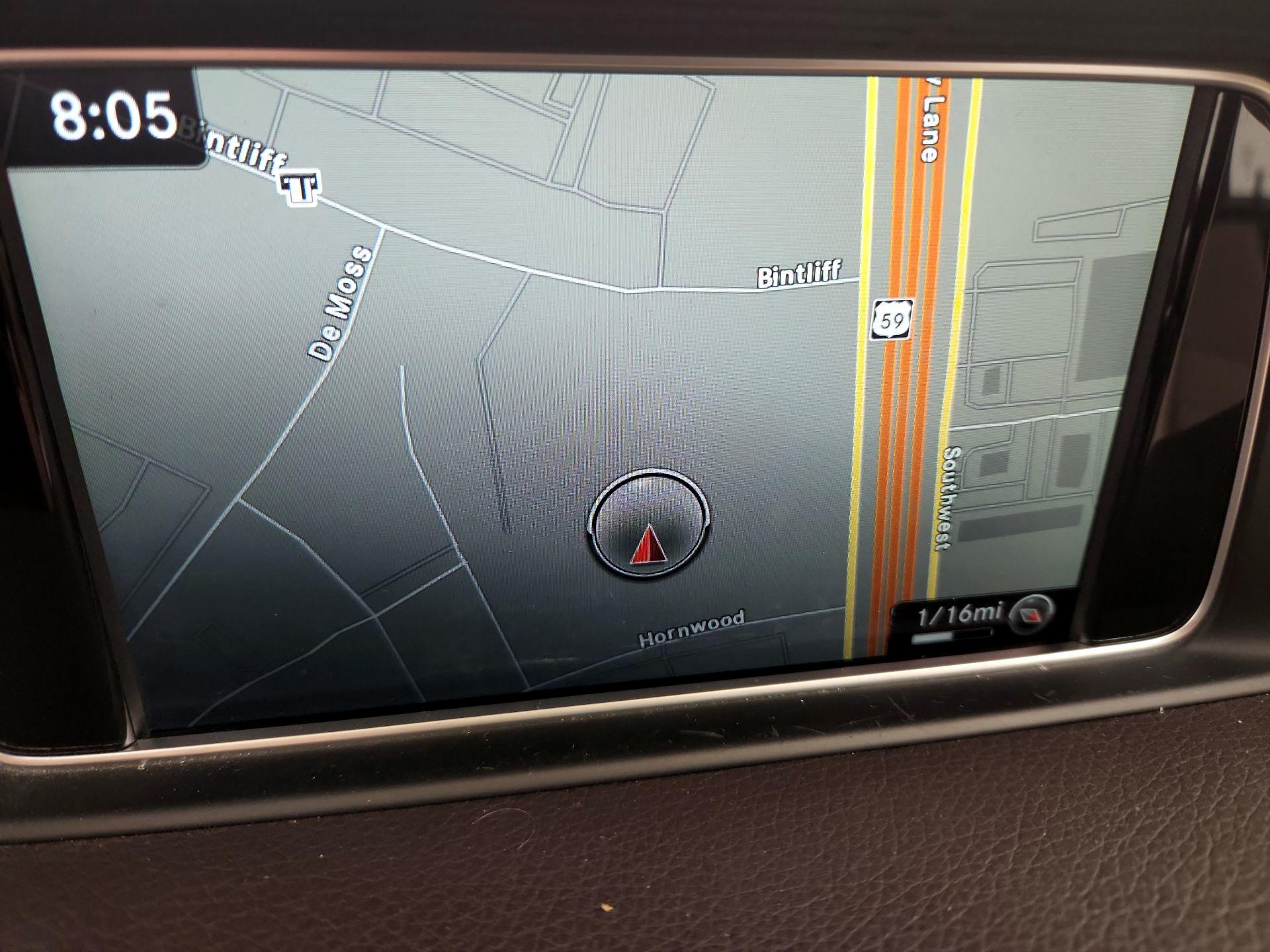 Thumbnail: 2016 Mercedes-Benz E-Class - 14