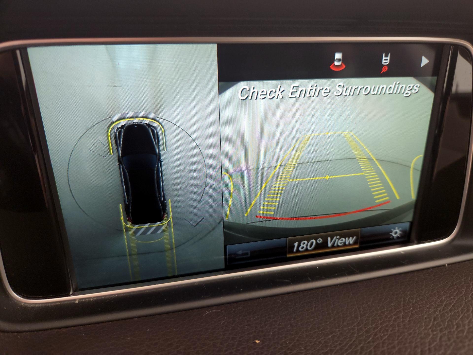 Thumbnail: 2016 Mercedes-Benz E-Class - 15