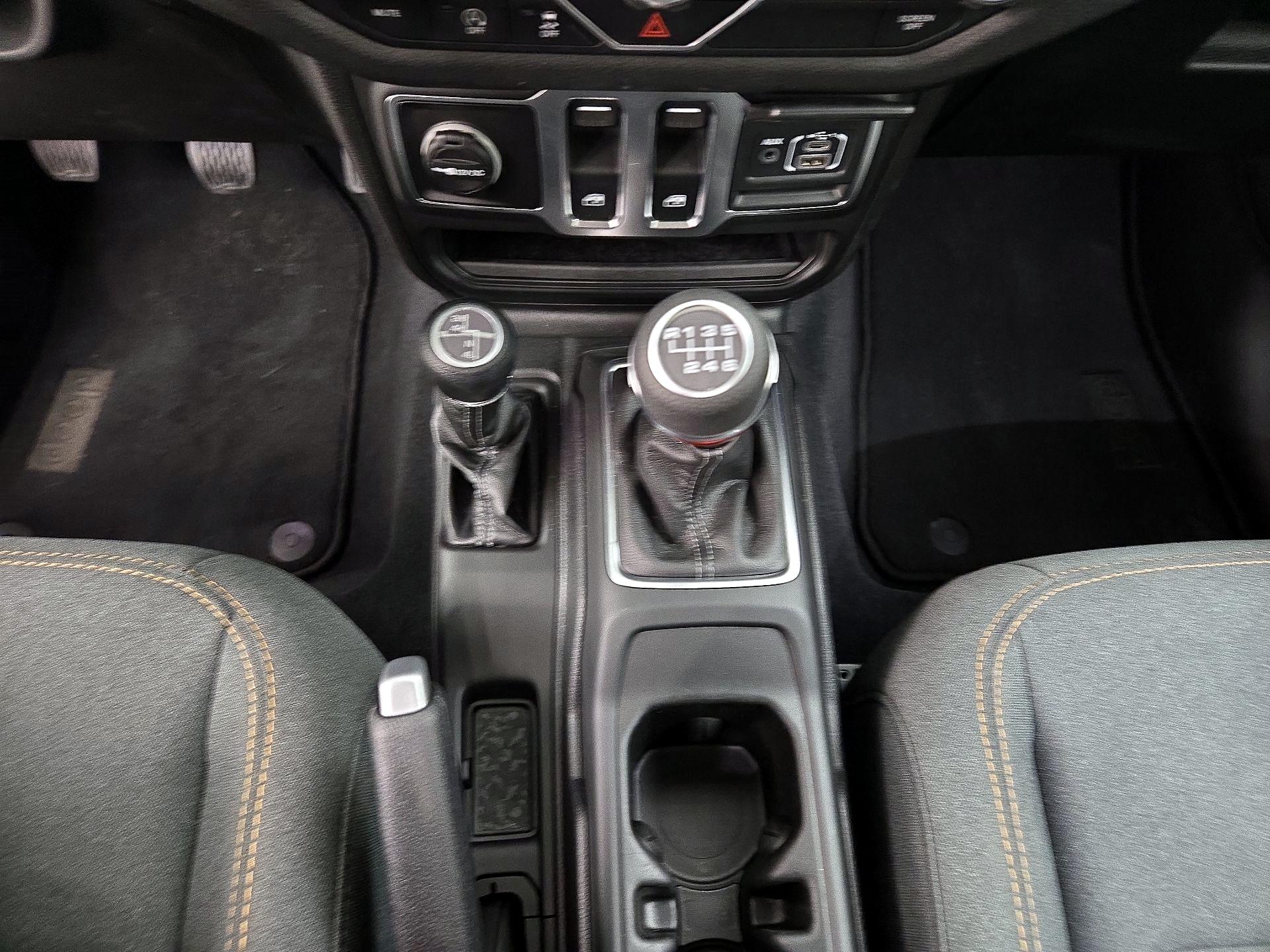 Thumbnail: 2025 Jeep Wrangler - 14