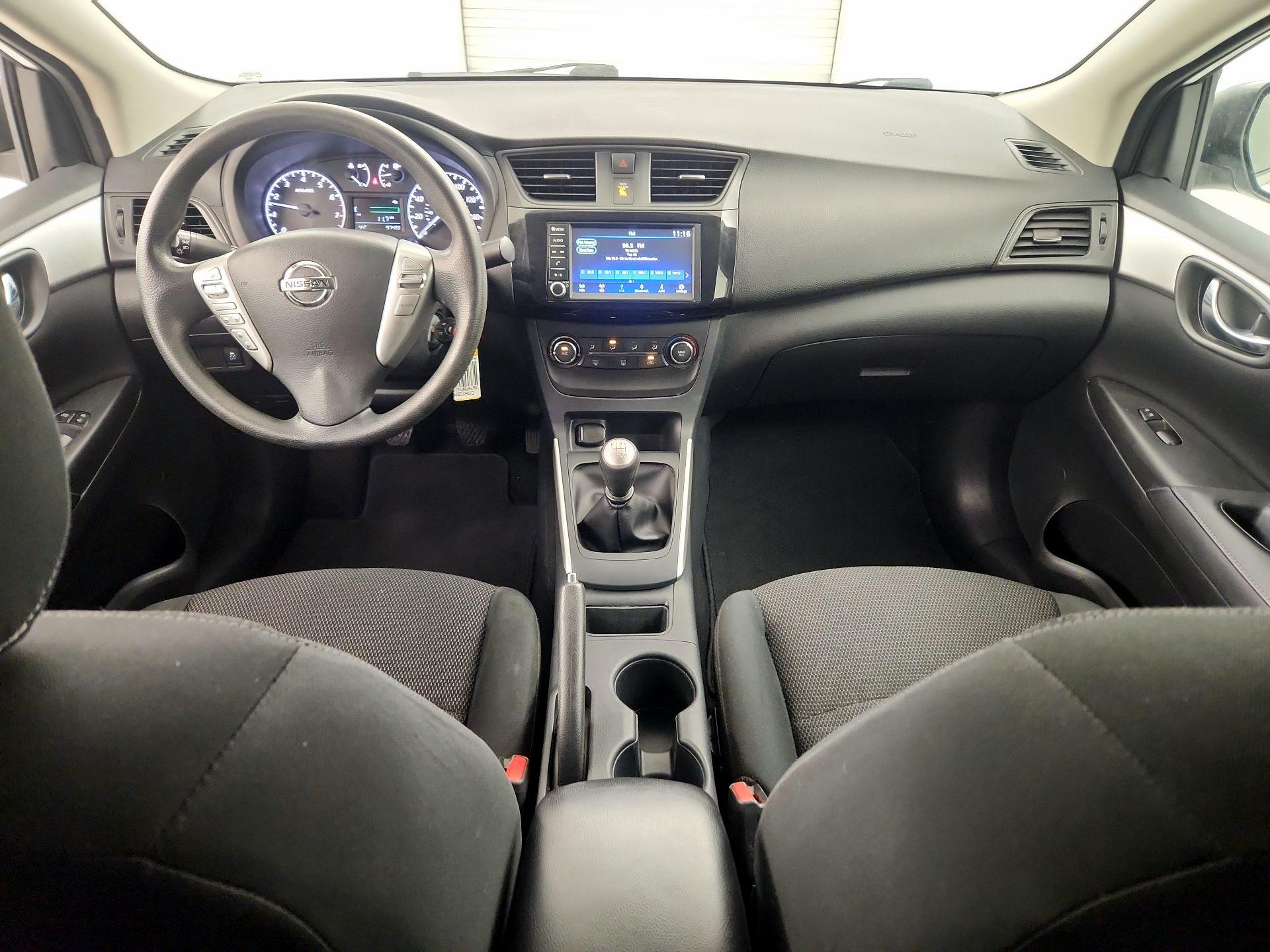 Thumbnail: 2019 Nissan Sentra - 9