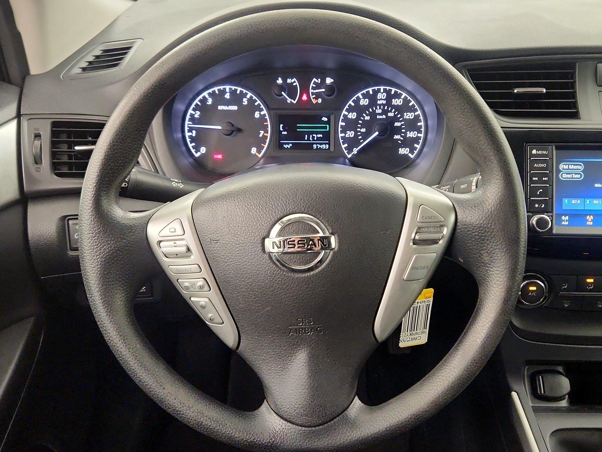 Thumbnail: 2019 Nissan Sentra - 10
