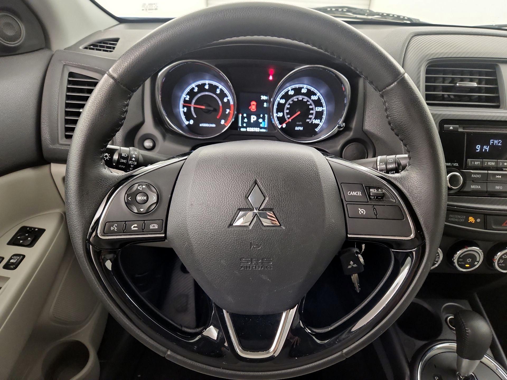 Thumbnail: 2017 Mitsubishi Outlander Sport - 10