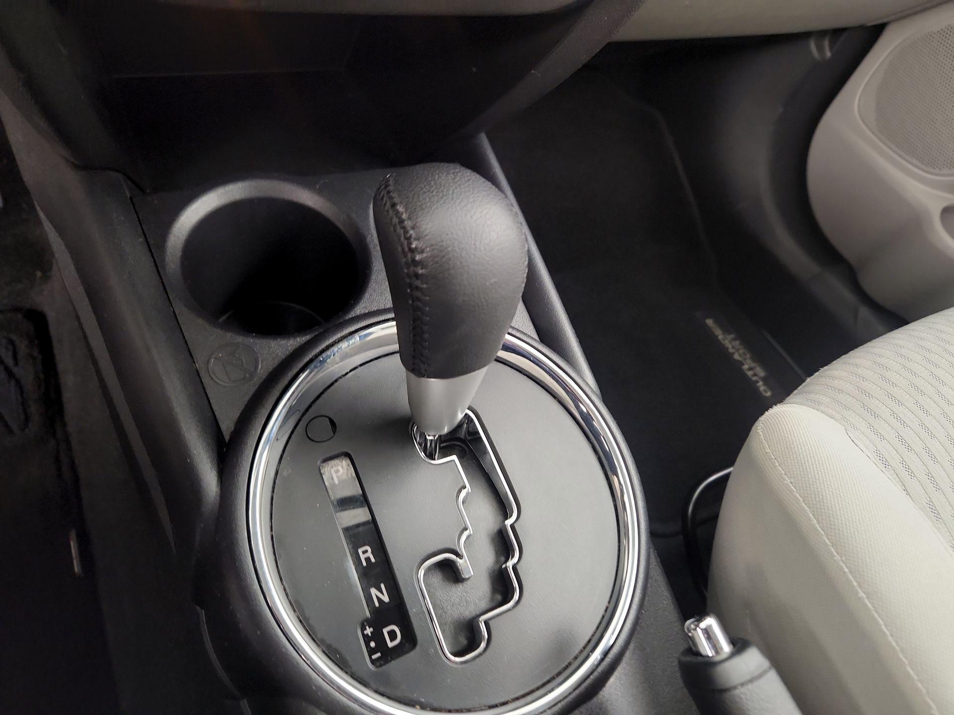 Thumbnail: 2017 Mitsubishi Outlander Sport - 16