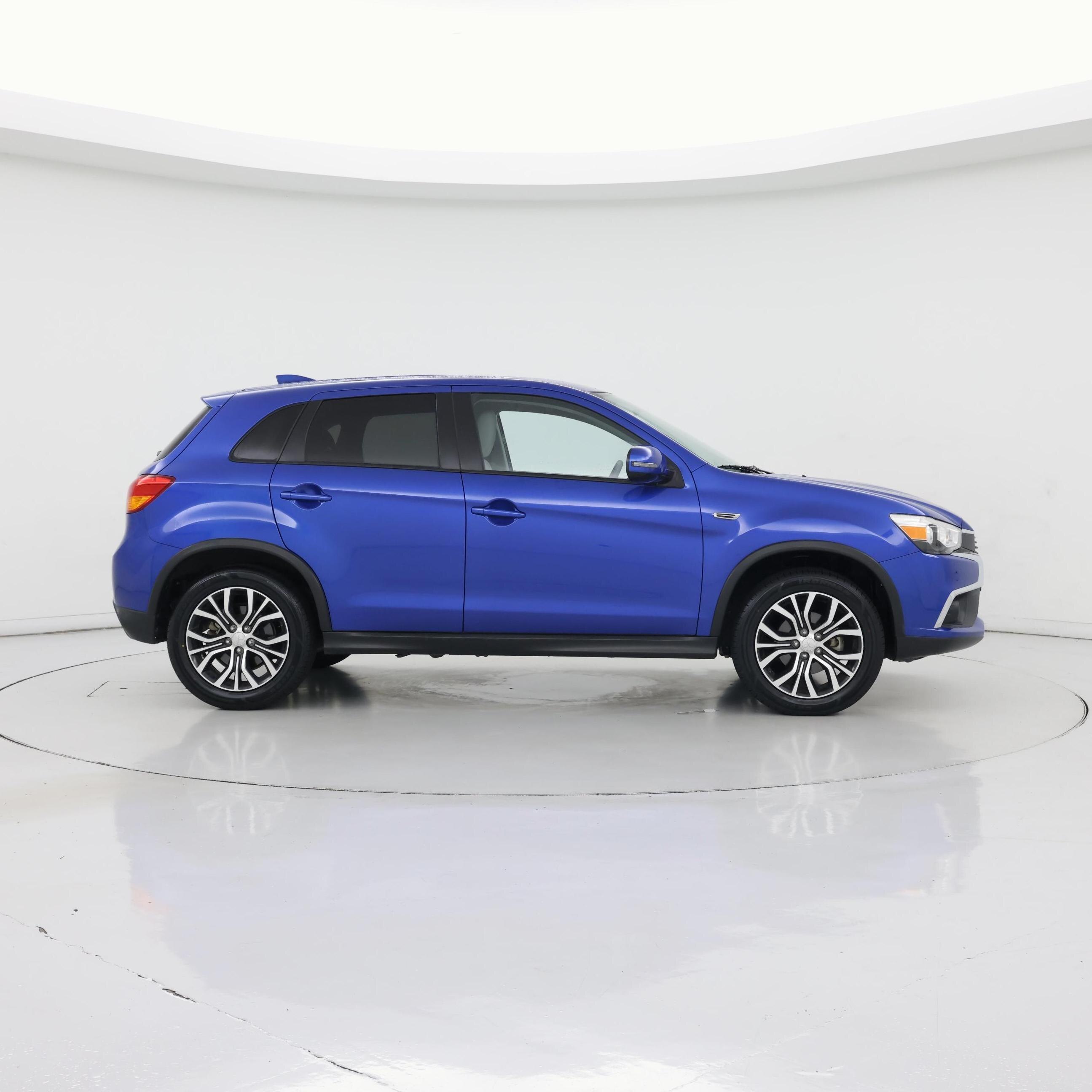 Thumbnail: 2017 Mitsubishi Outlander Sport - 7