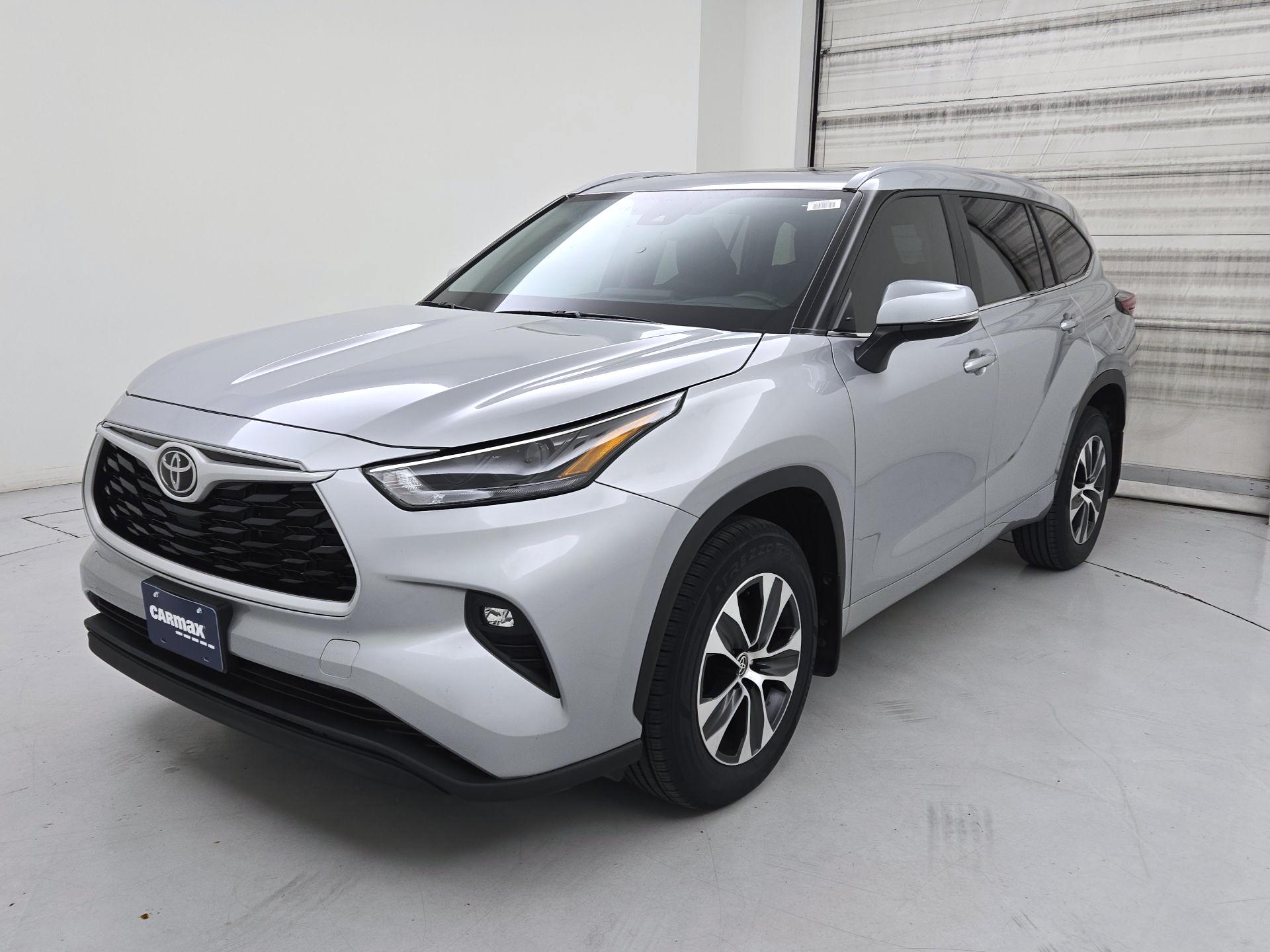 Thumbnail: 2025 Toyota Highlander - 3