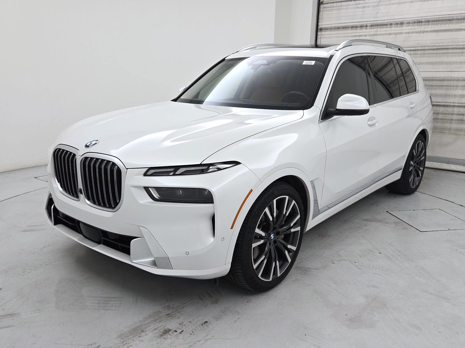Thumbnail: 2023 BMW X7 - 3