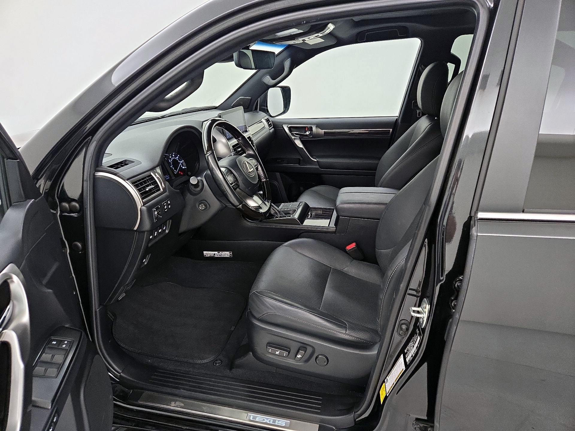 Thumbnail: 2022 Lexus GX - 11