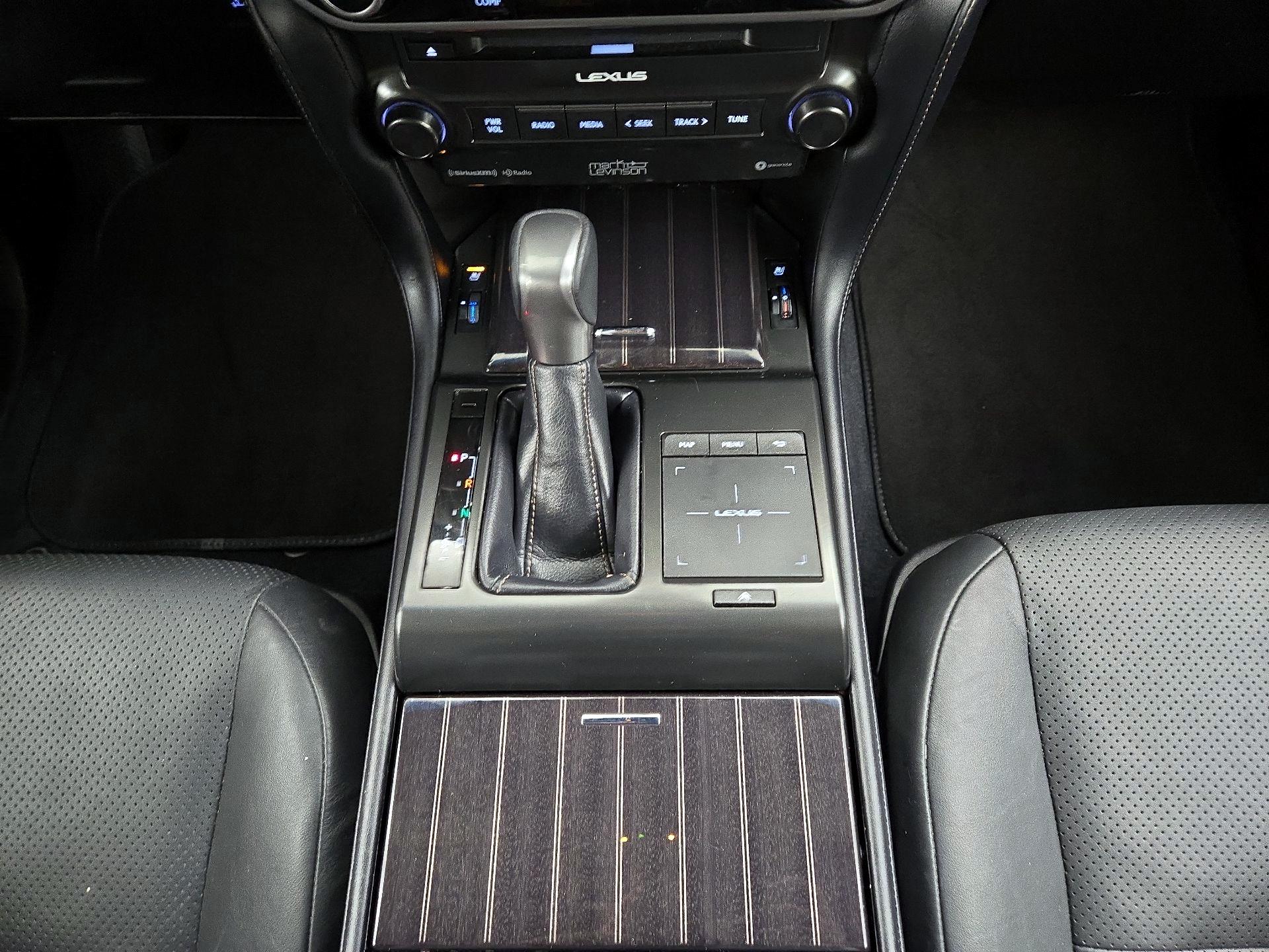 Thumbnail: 2022 Lexus GX - 18