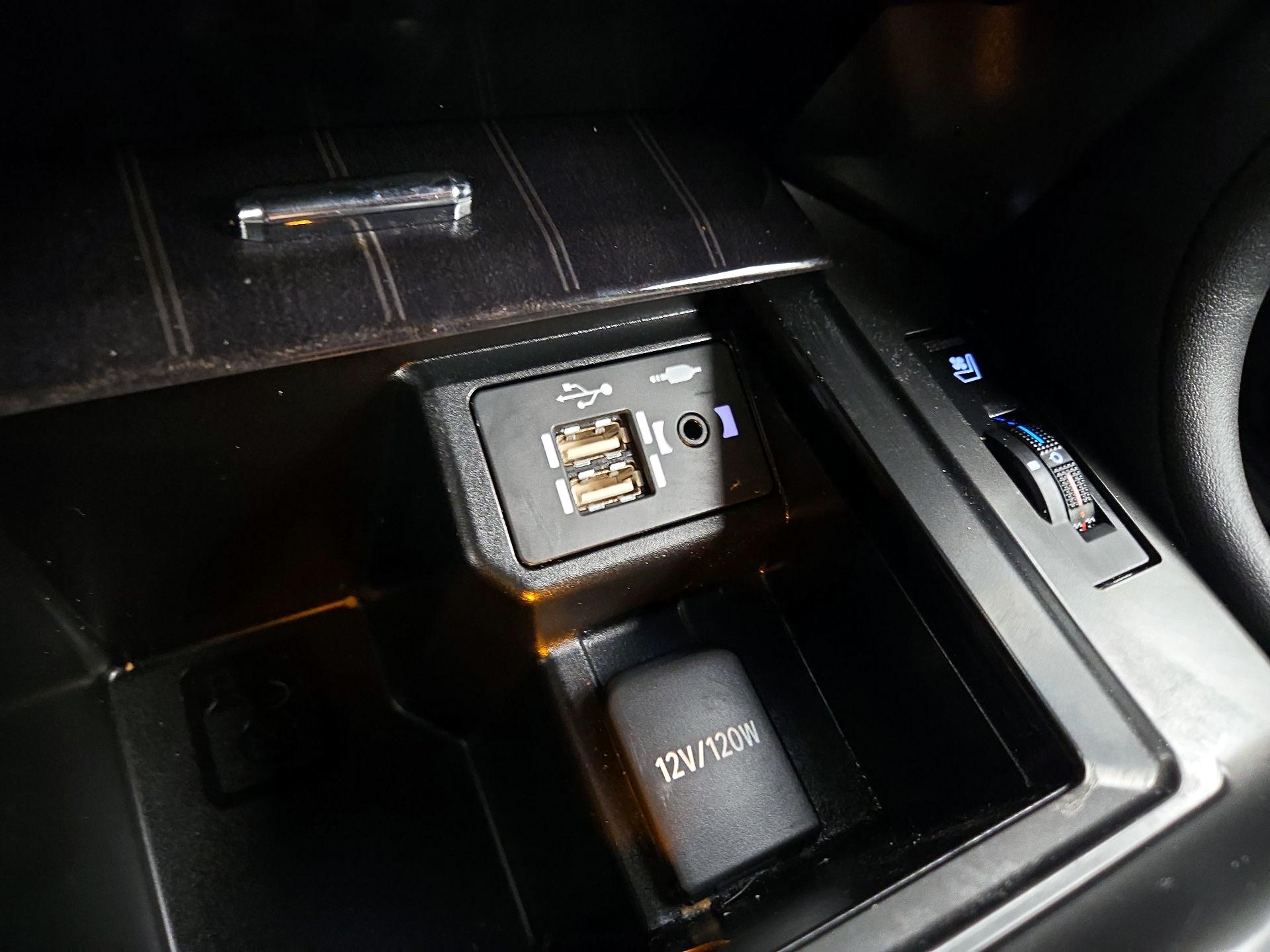 Thumbnail: 2022 Lexus GX - 19