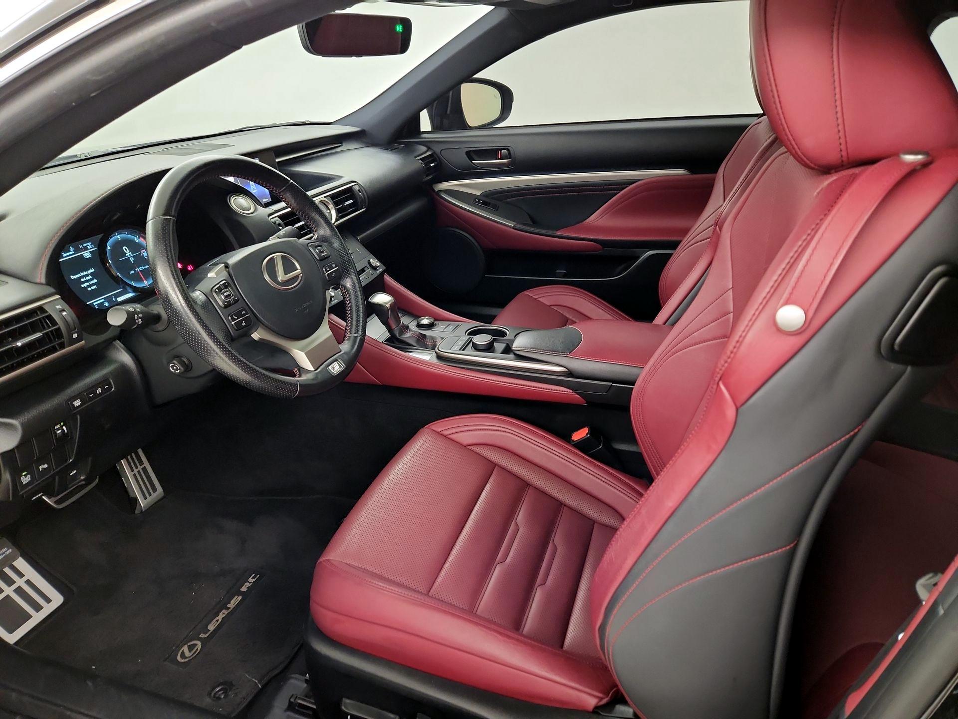 Thumbnail: 2017 Lexus RC - 11