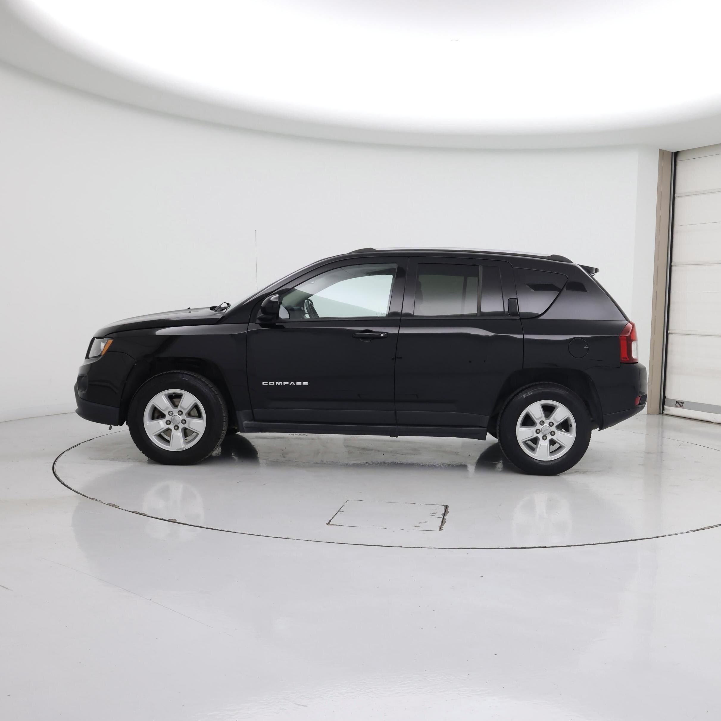 Thumbnail: 2017 Jeep Compass - 3