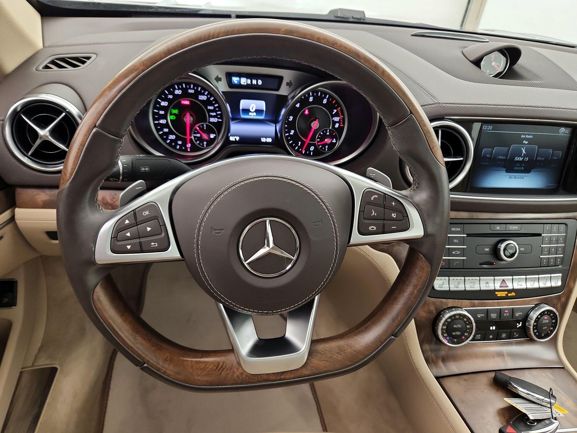 Thumbnail: 2017 Mercedes-Benz SL-Class - 10