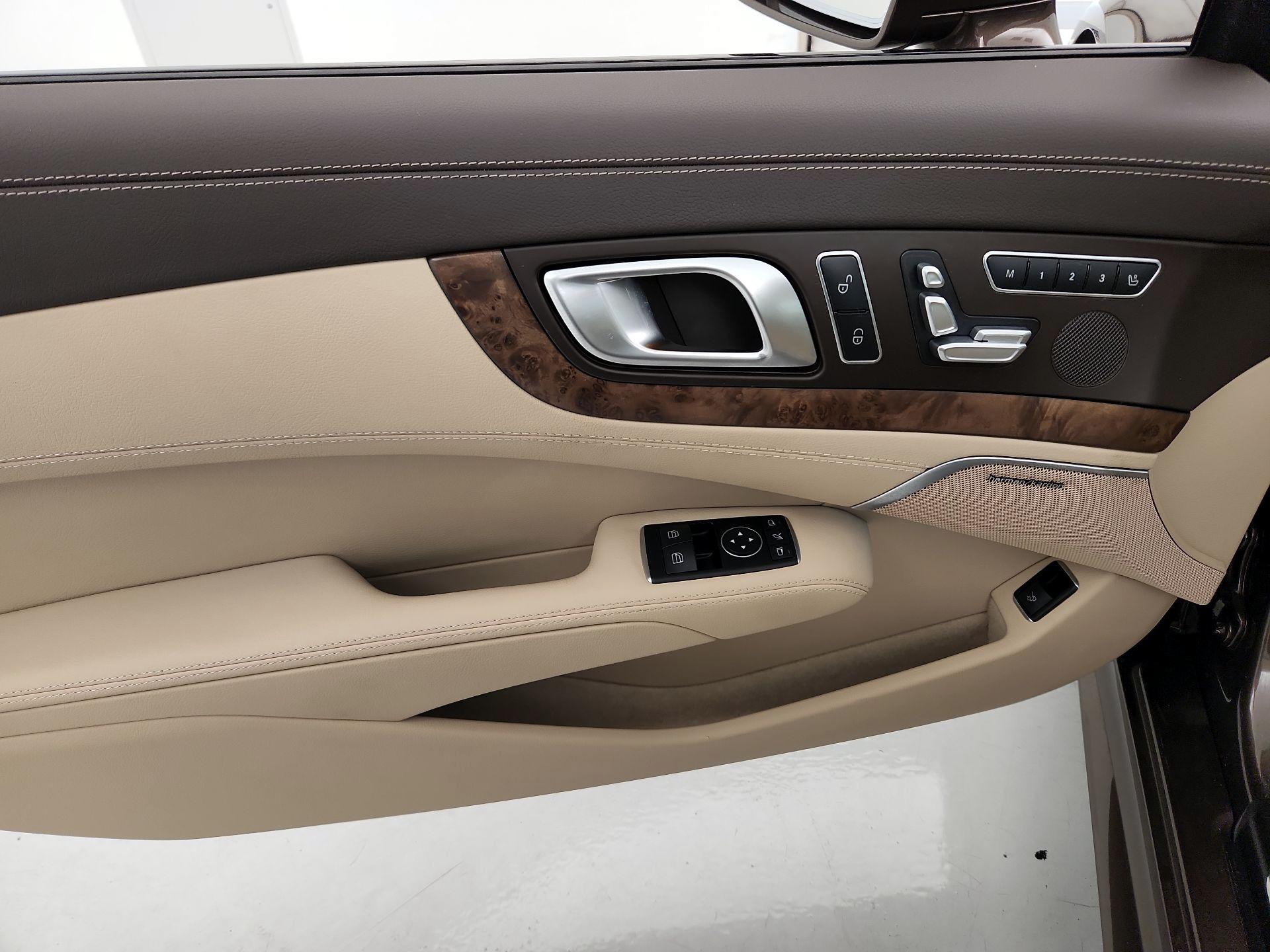 Thumbnail: 2017 Mercedes-Benz SL-Class - 12