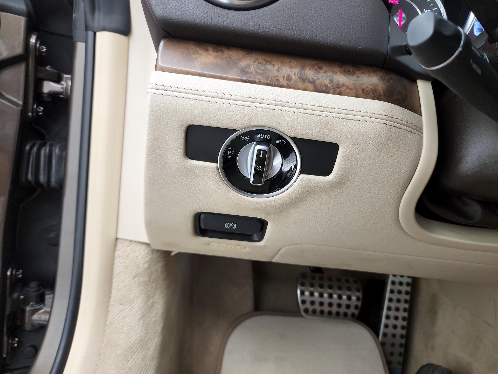 Thumbnail: 2017 Mercedes-Benz SL-Class - 13