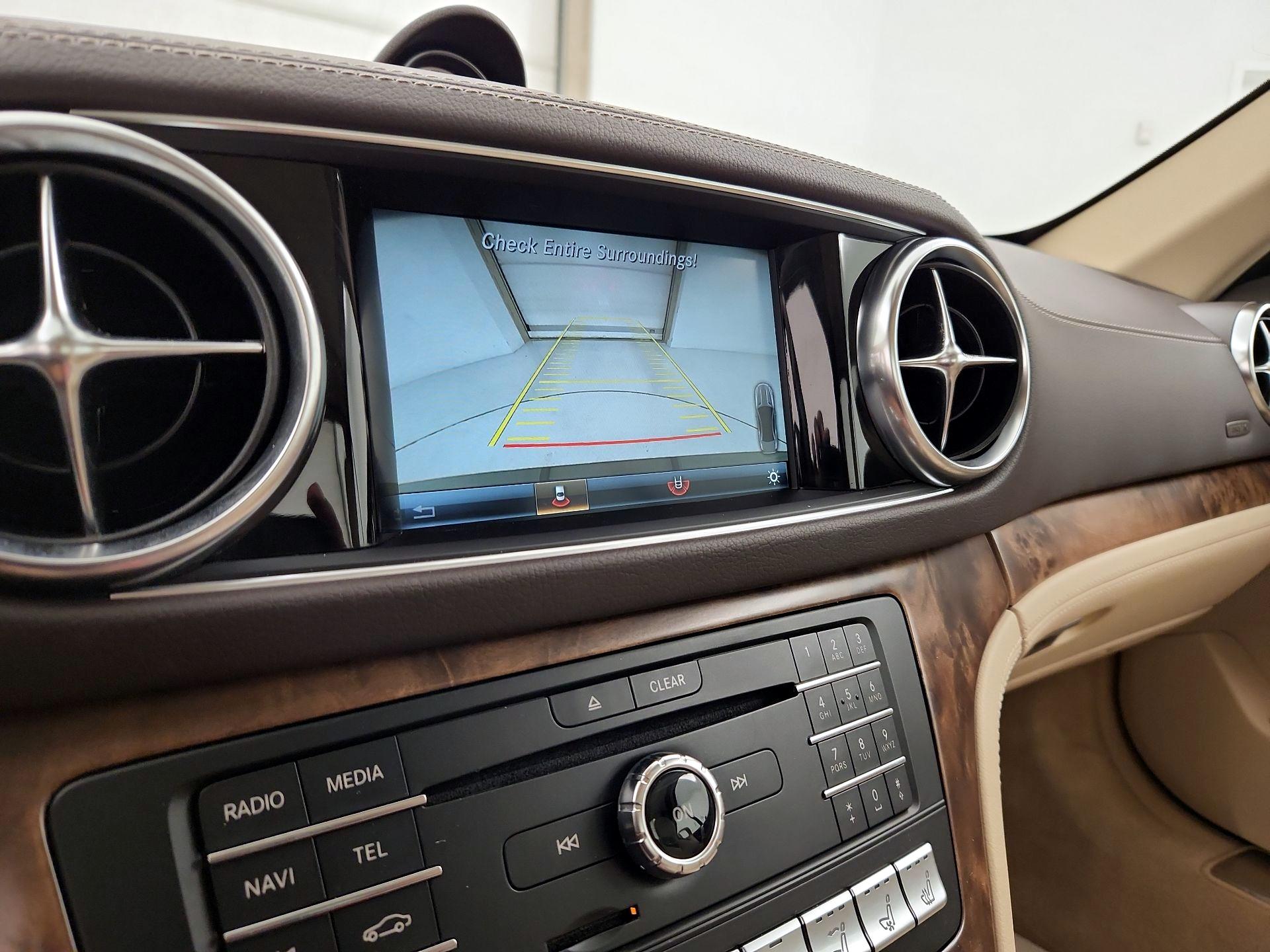 Thumbnail: 2017 Mercedes-Benz SL-Class - 14