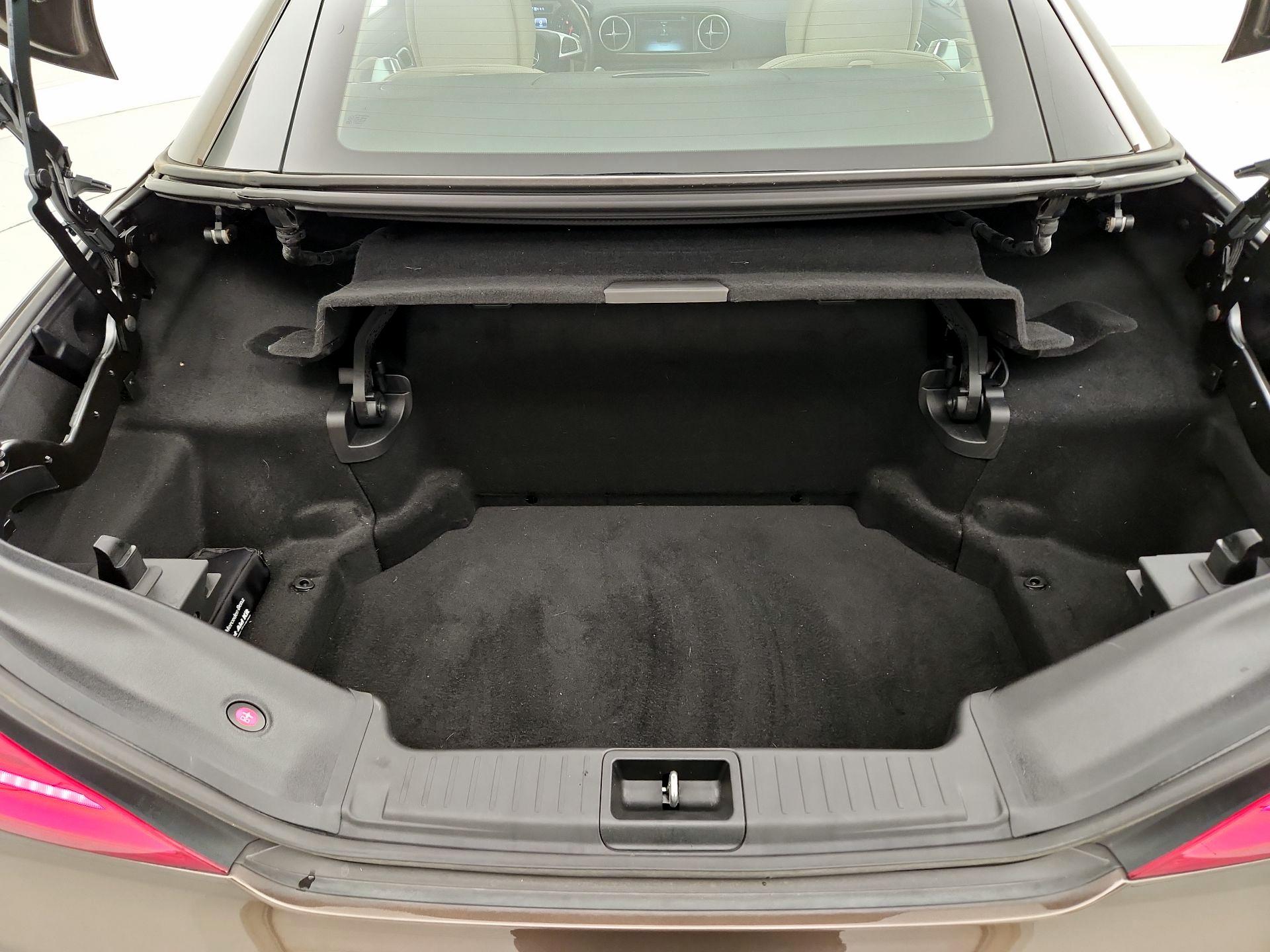 Thumbnail: 2017 Mercedes-Benz SL-Class - 20