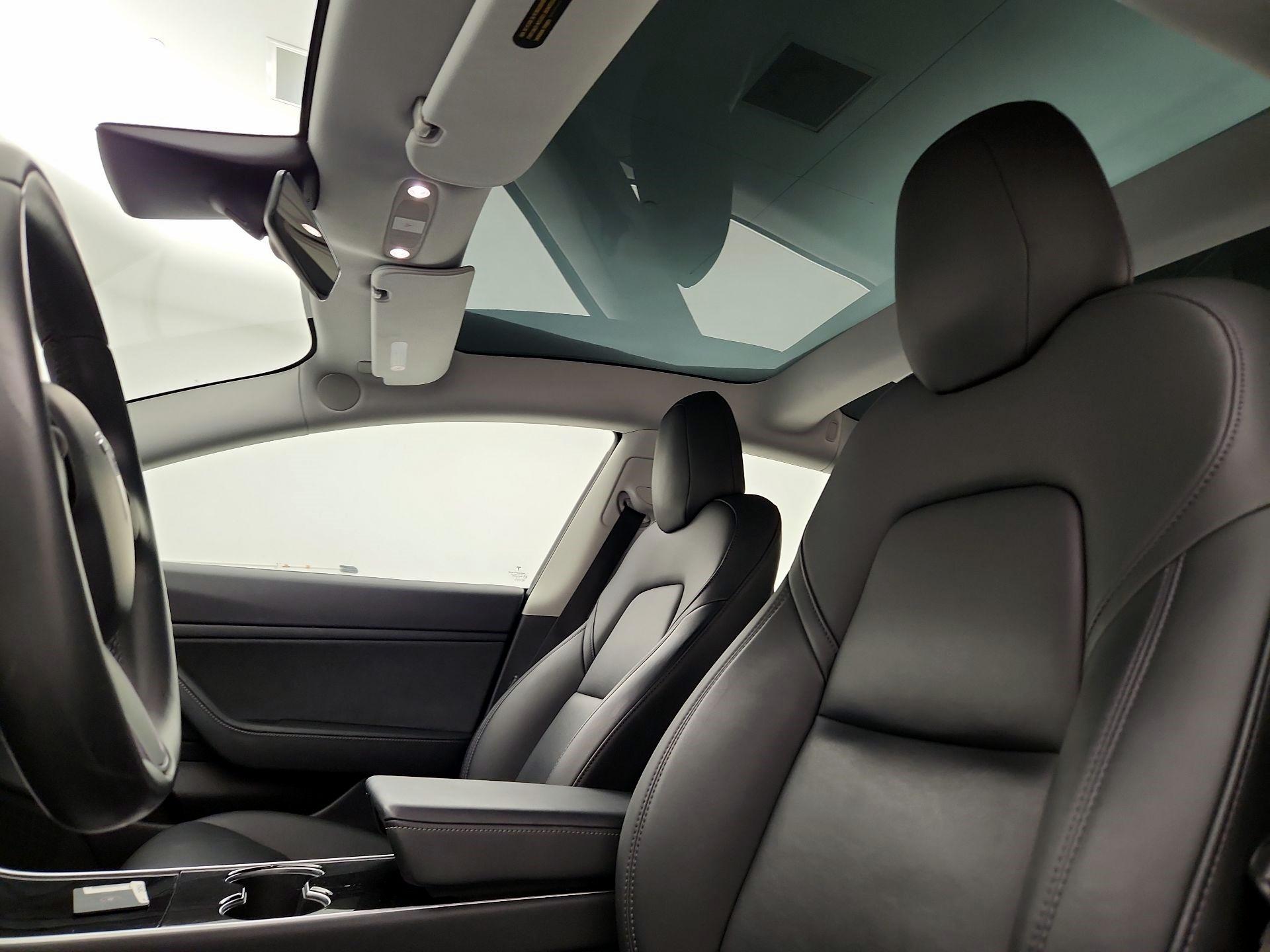 Thumbnail: 2019 Tesla Model 3 - 18