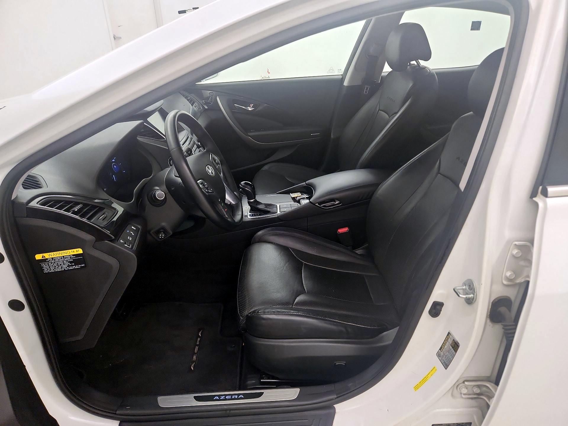 Thumbnail: 2016 Hyundai Azera - 11