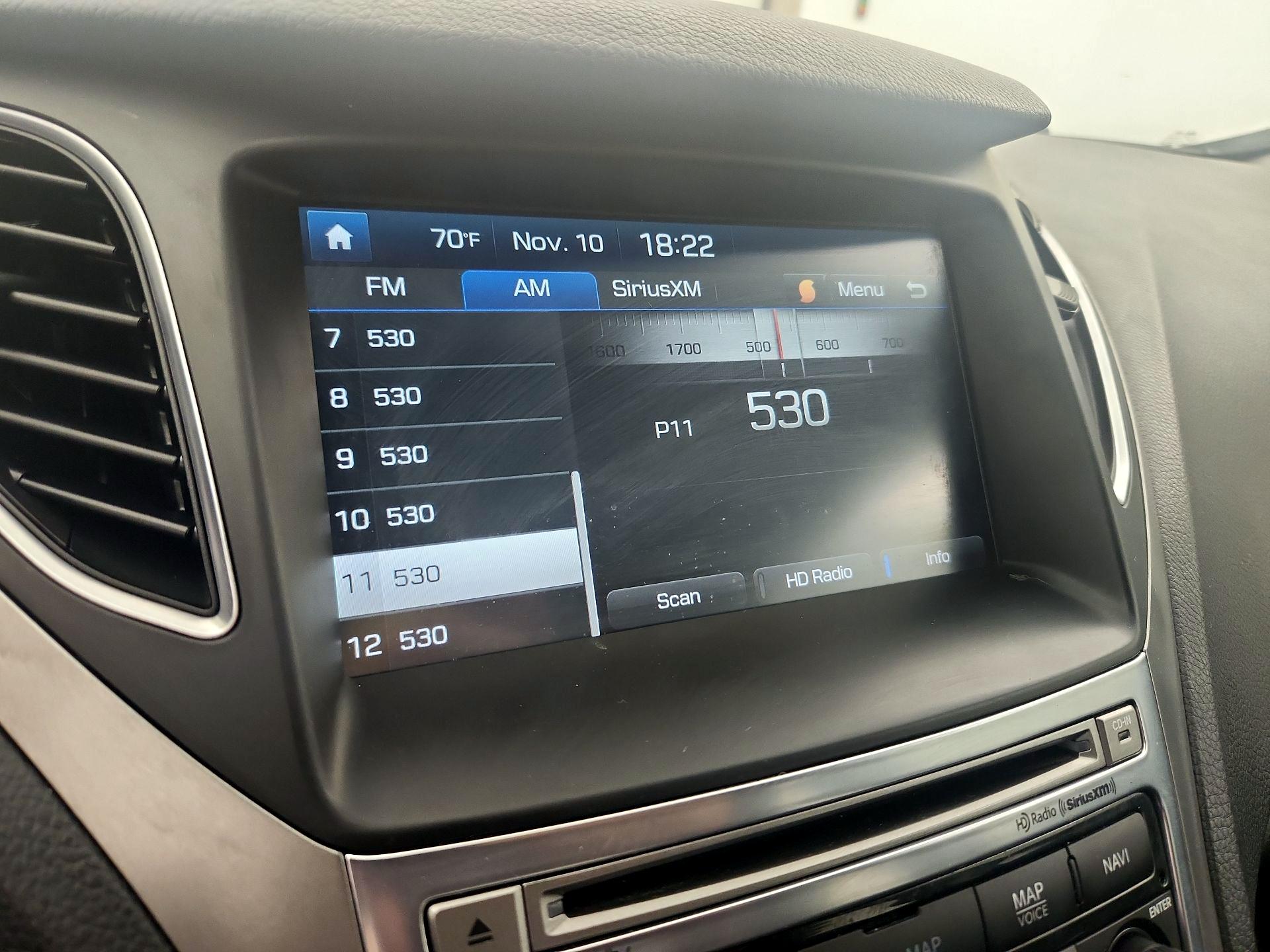 Thumbnail: 2016 Hyundai Azera - 16