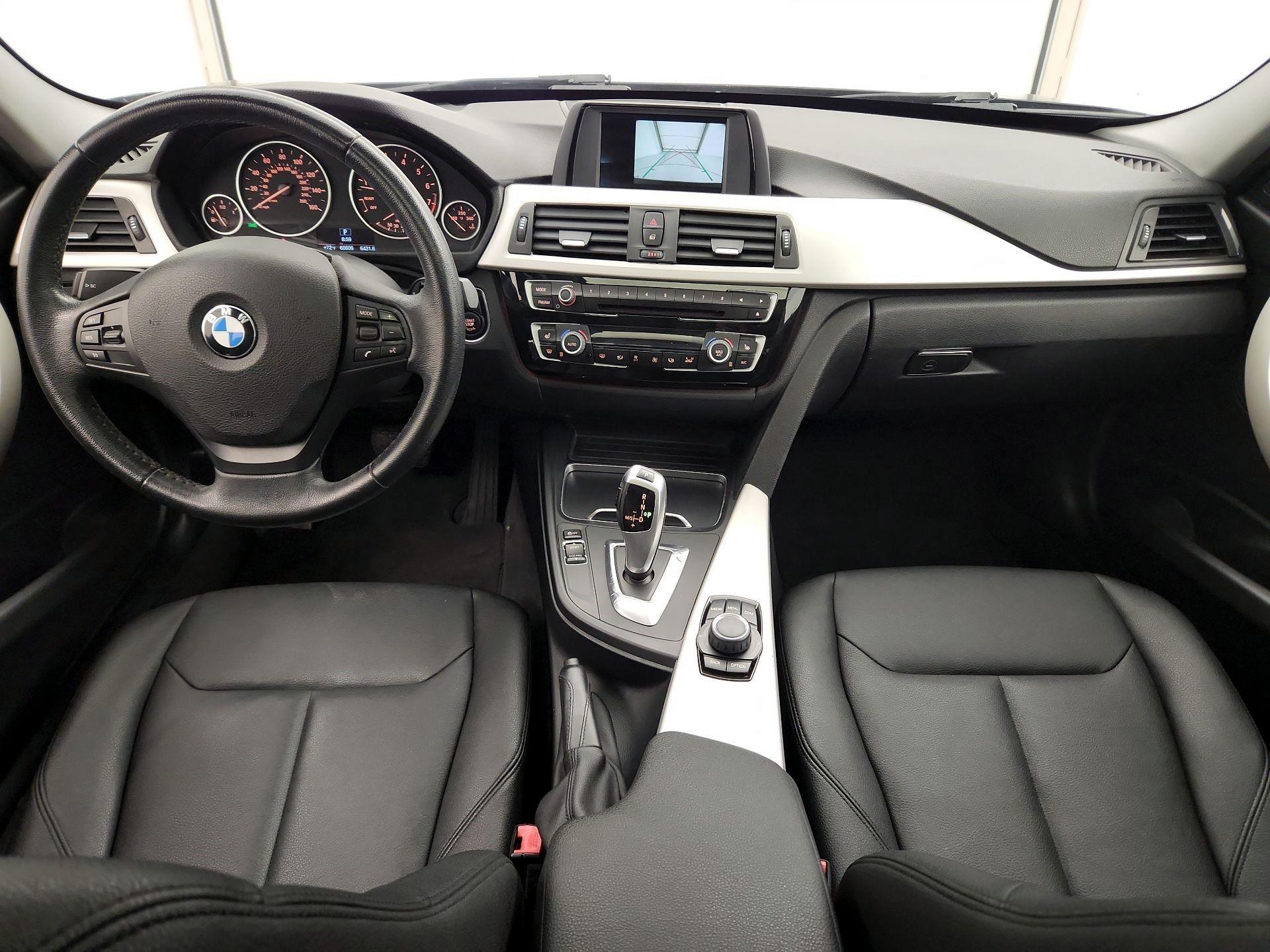 Thumbnail: 2018 BMW 3 Series - 9