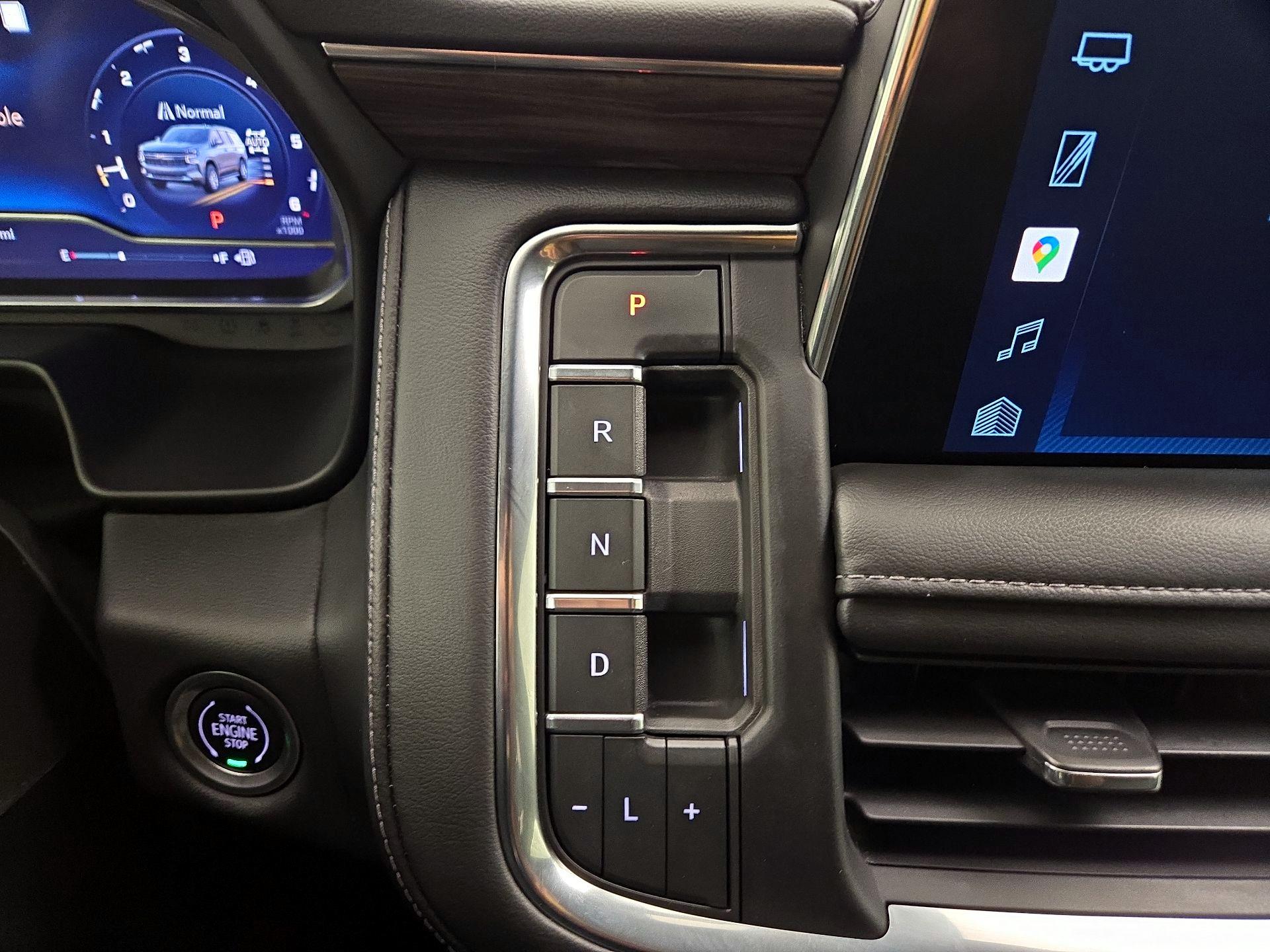 Thumbnail: 2022 Chevrolet Tahoe - 16