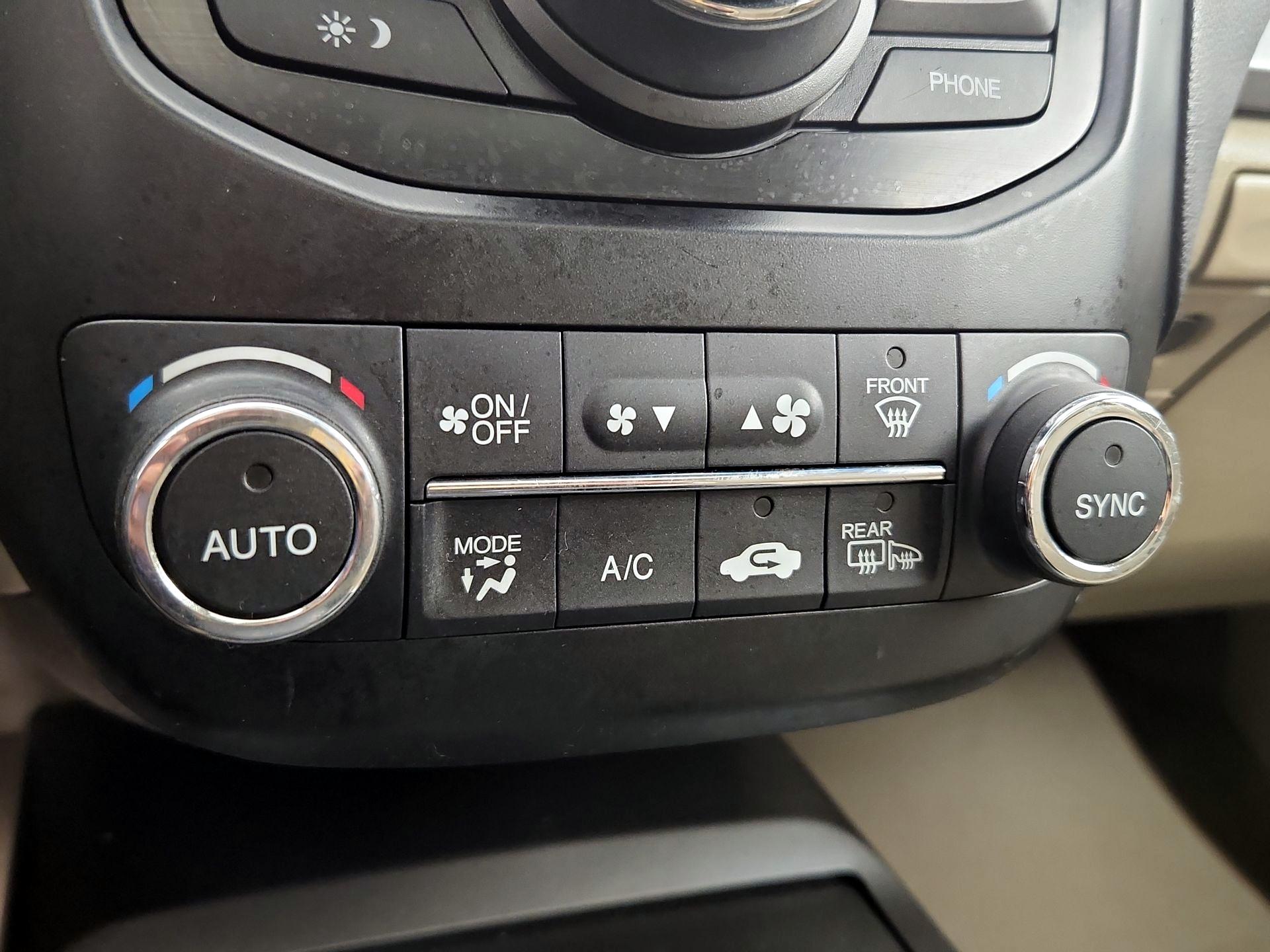 Thumbnail: 2014 Acura RDX - 17