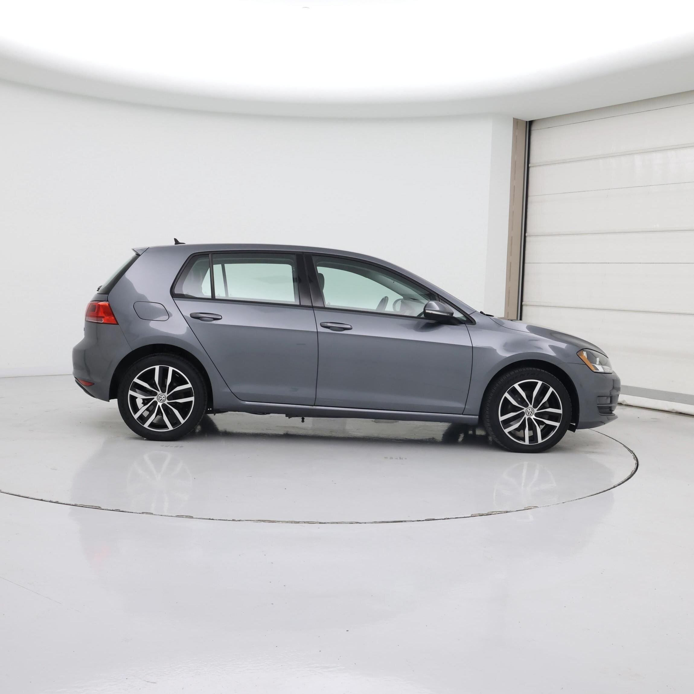 Thumbnail: 2015 Volkswagen Golf - 7