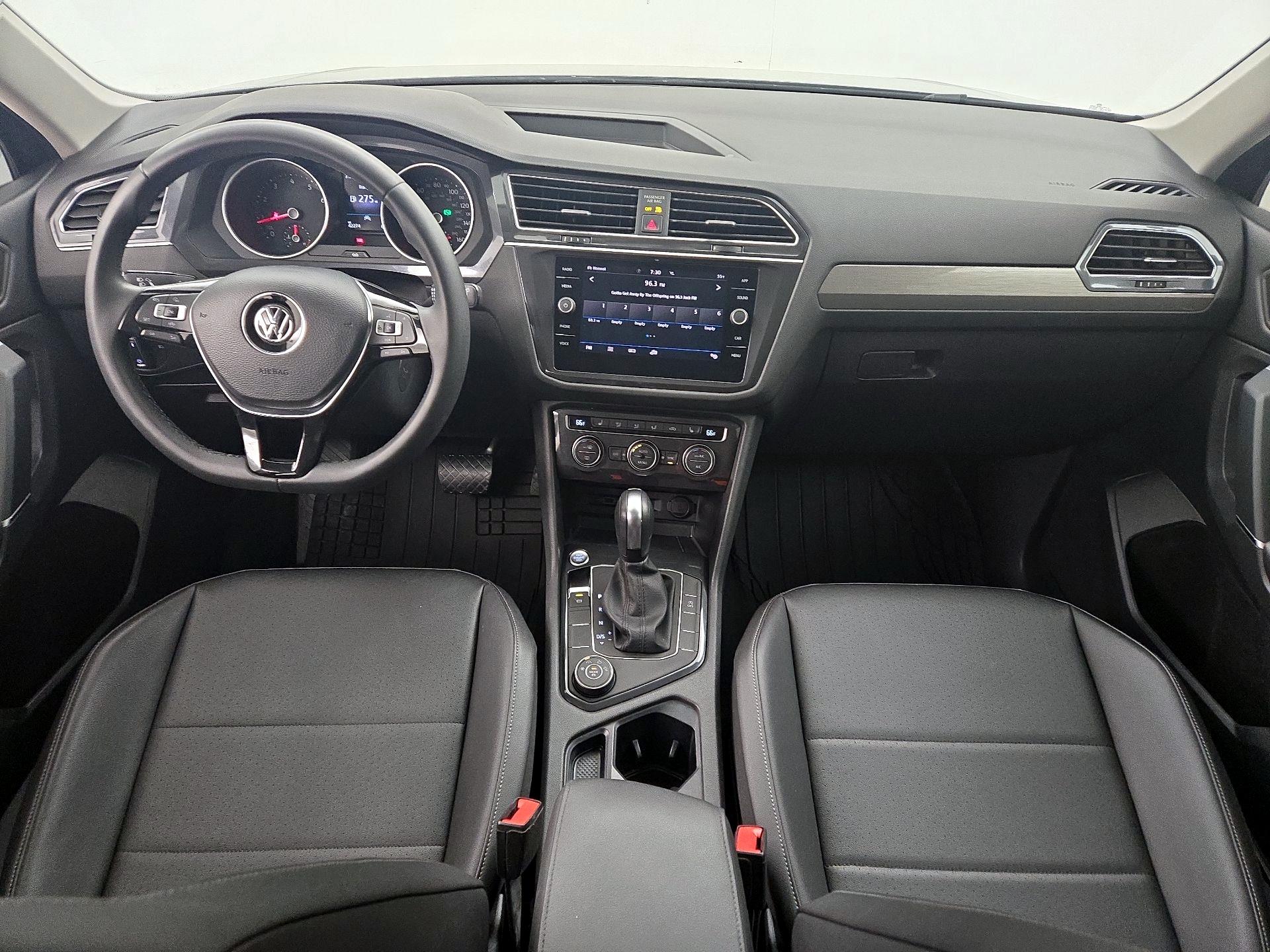 Thumbnail: 2020 Volkswagen Tiguan - 9