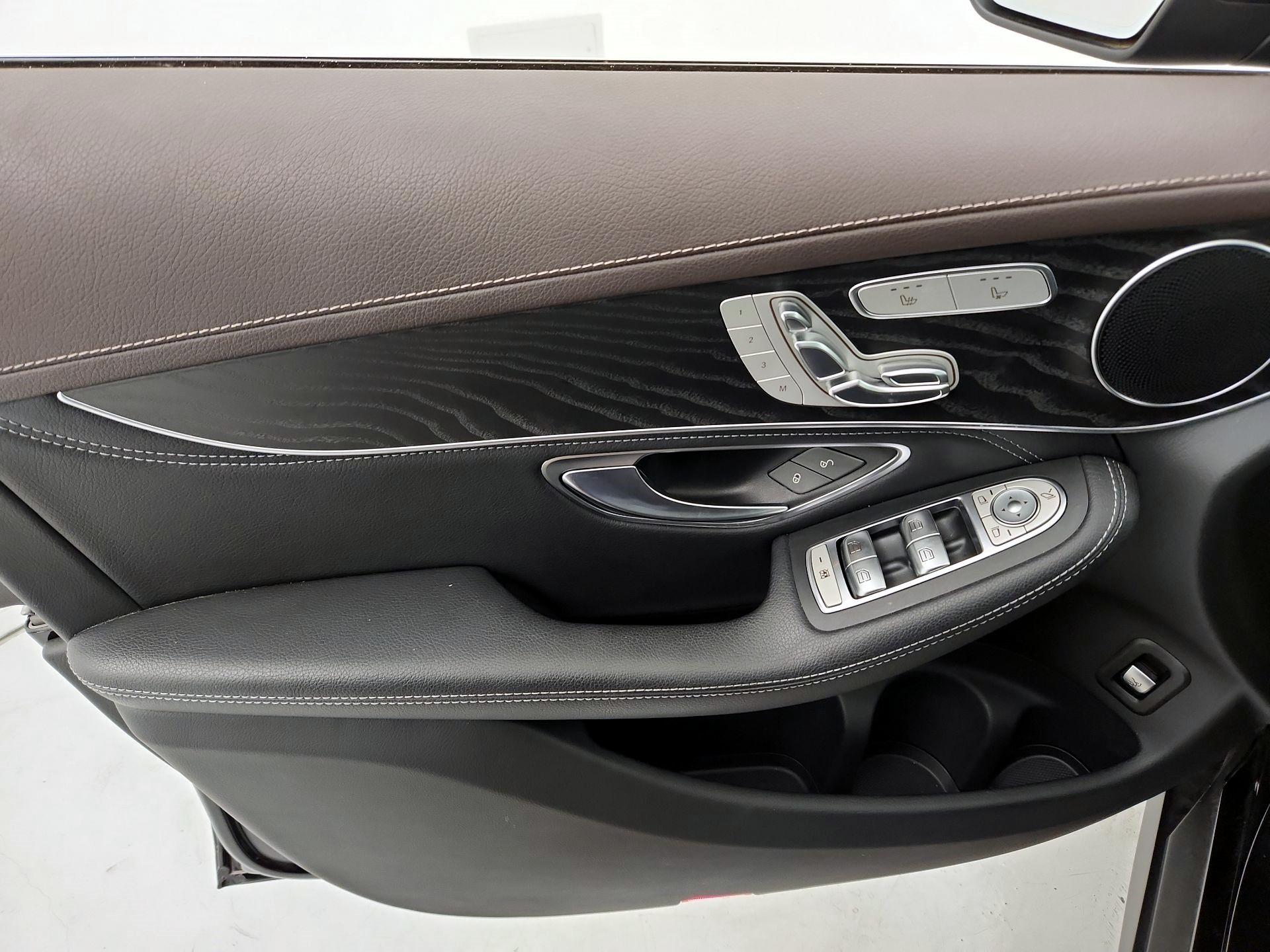 Thumbnail: 2018 Mercedes-Benz GLC - 12