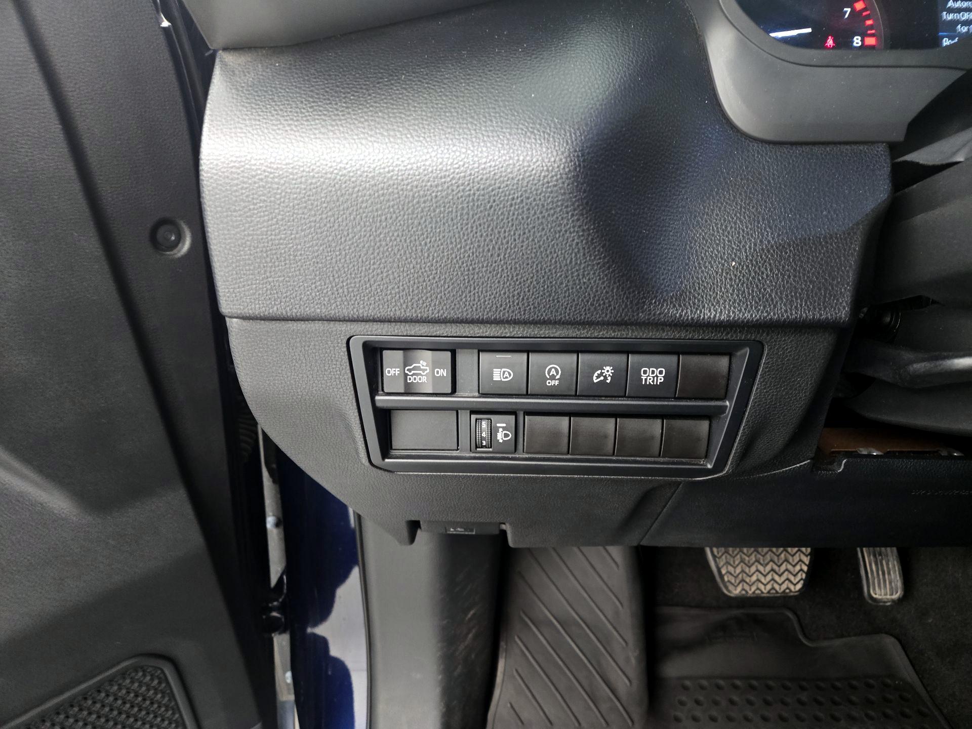 Thumbnail: 2022 Toyota Tundra - 13