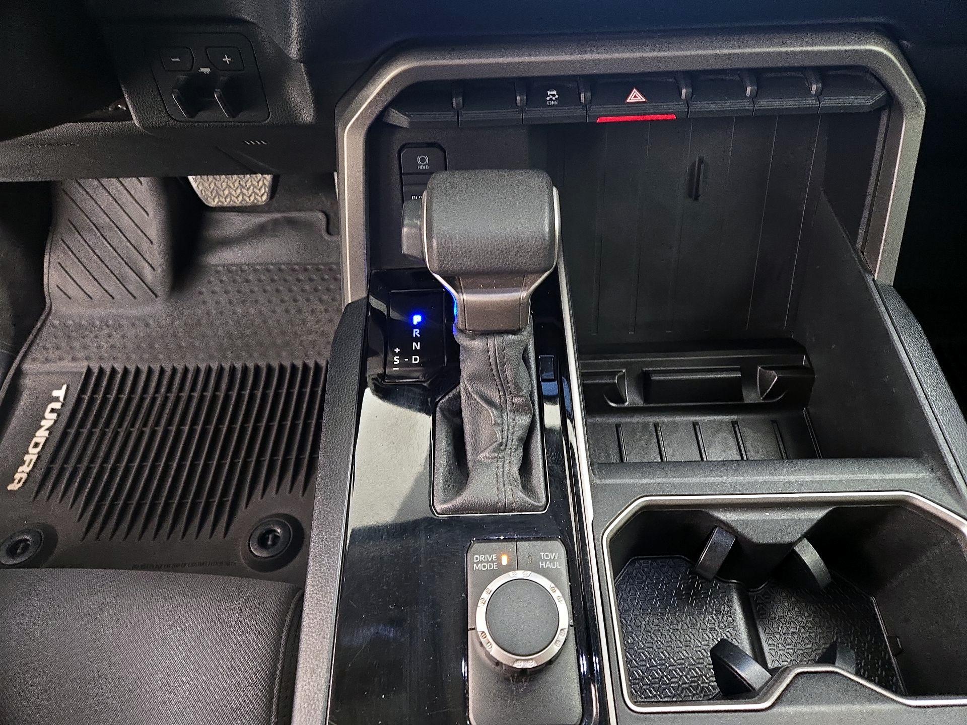 Thumbnail: 2022 Toyota Tundra - 17