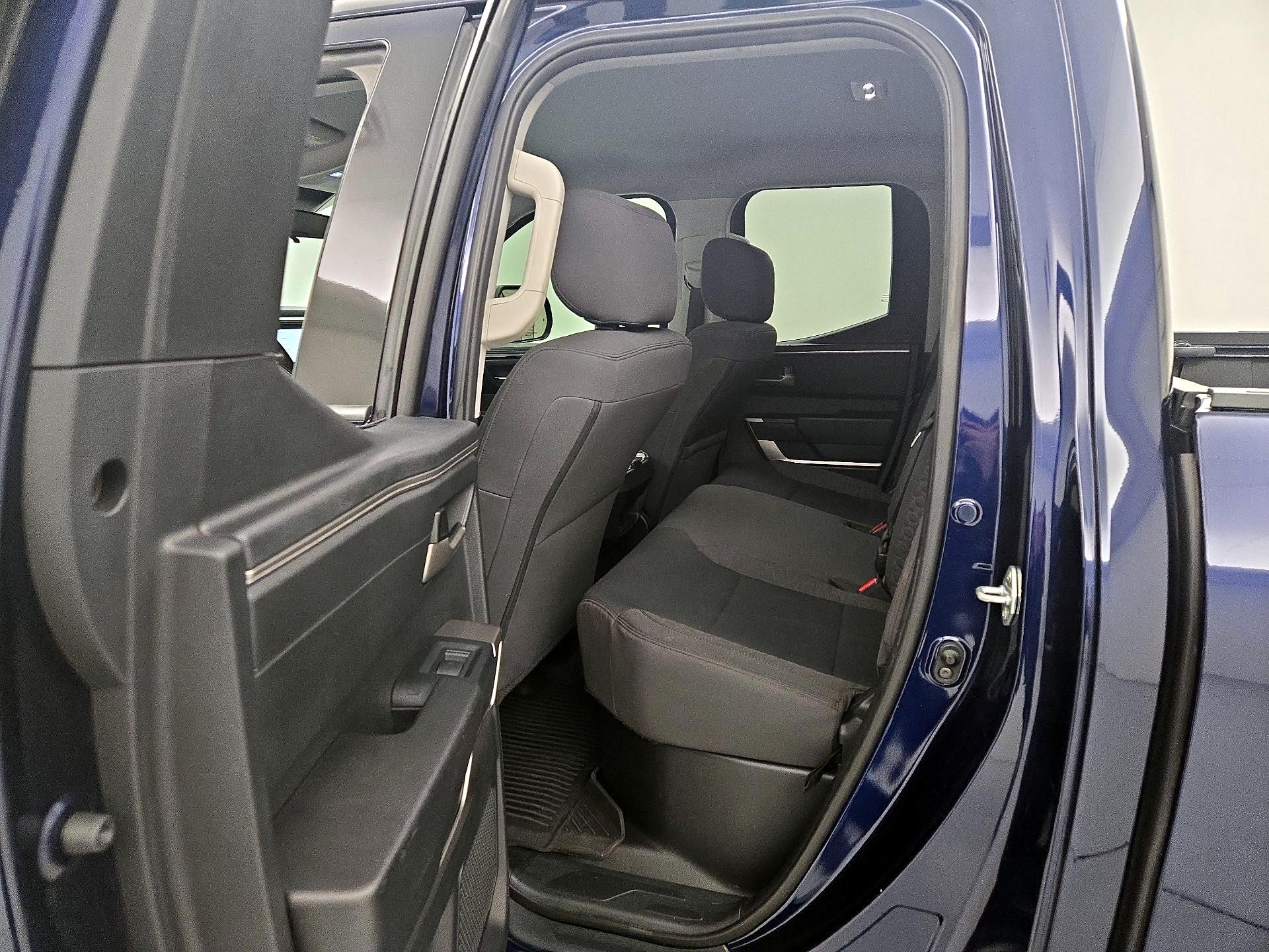 Thumbnail: 2022 Toyota Tundra - 19