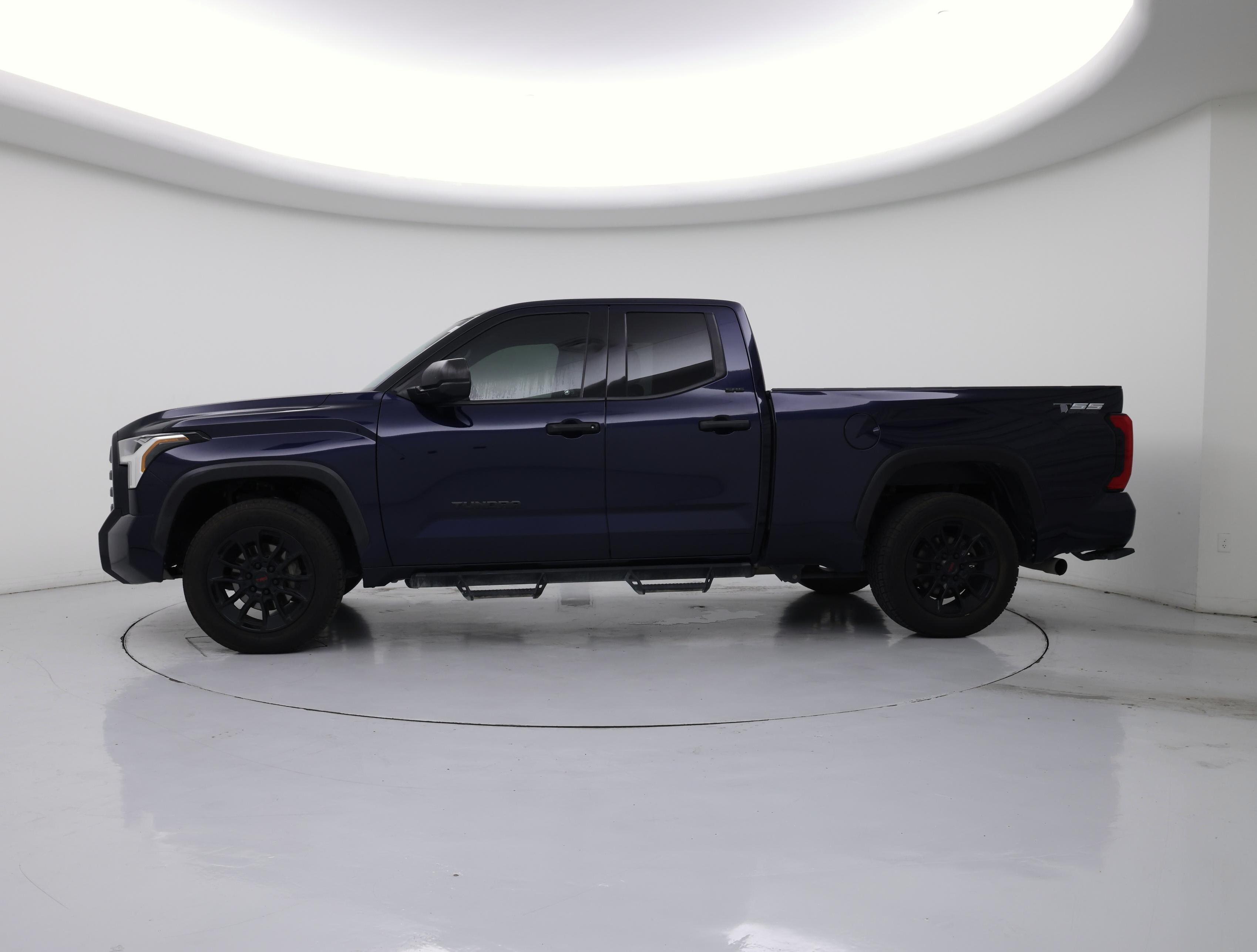 Thumbnail: 2022 Toyota Tundra - 3