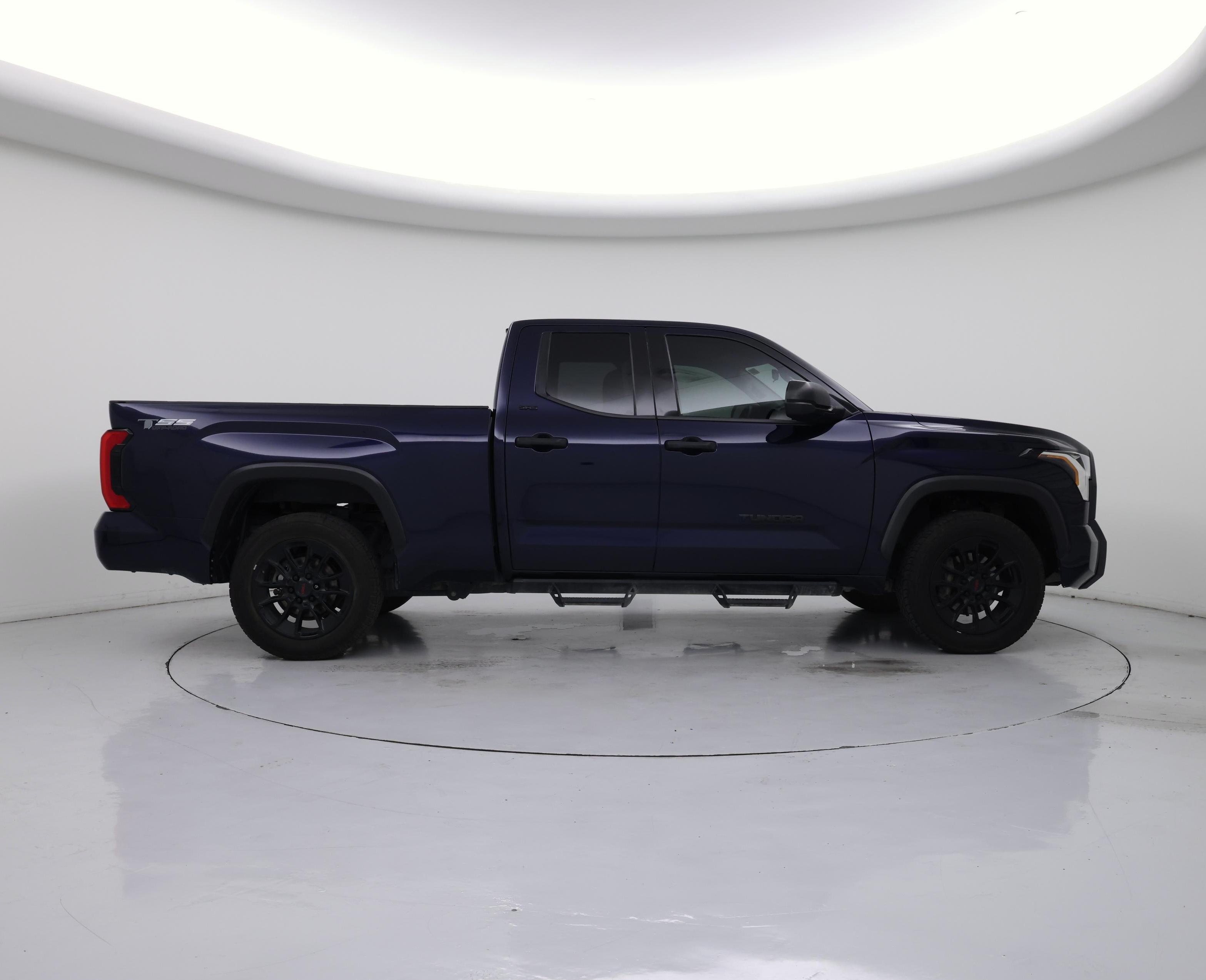 Thumbnail: 2022 Toyota Tundra - 7