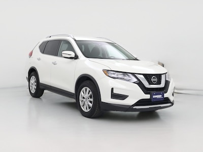 White 2019 Nissan Rogue SV
