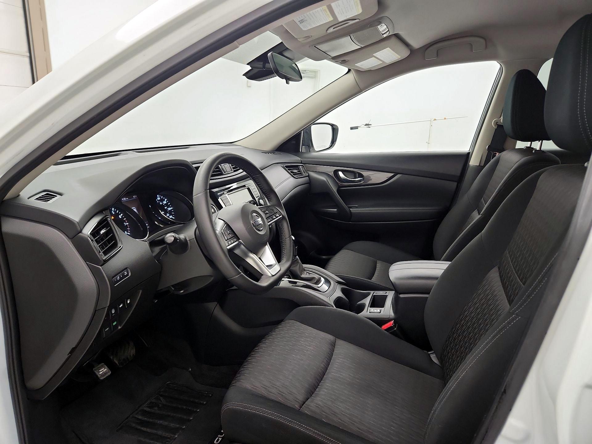 Thumbnail: 2019 Nissan Rogue - 11