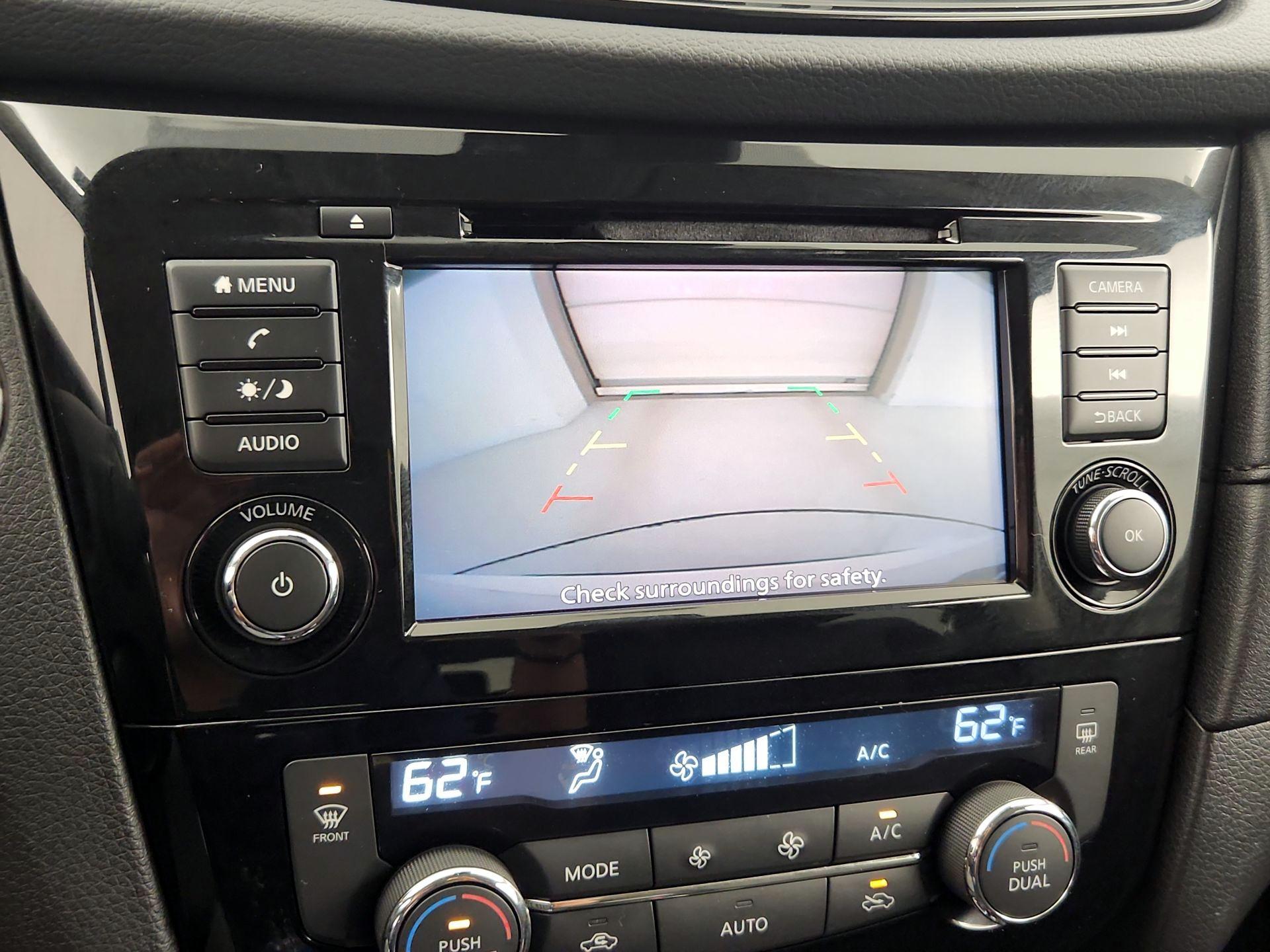 Thumbnail: 2019 Nissan Rogue - 14