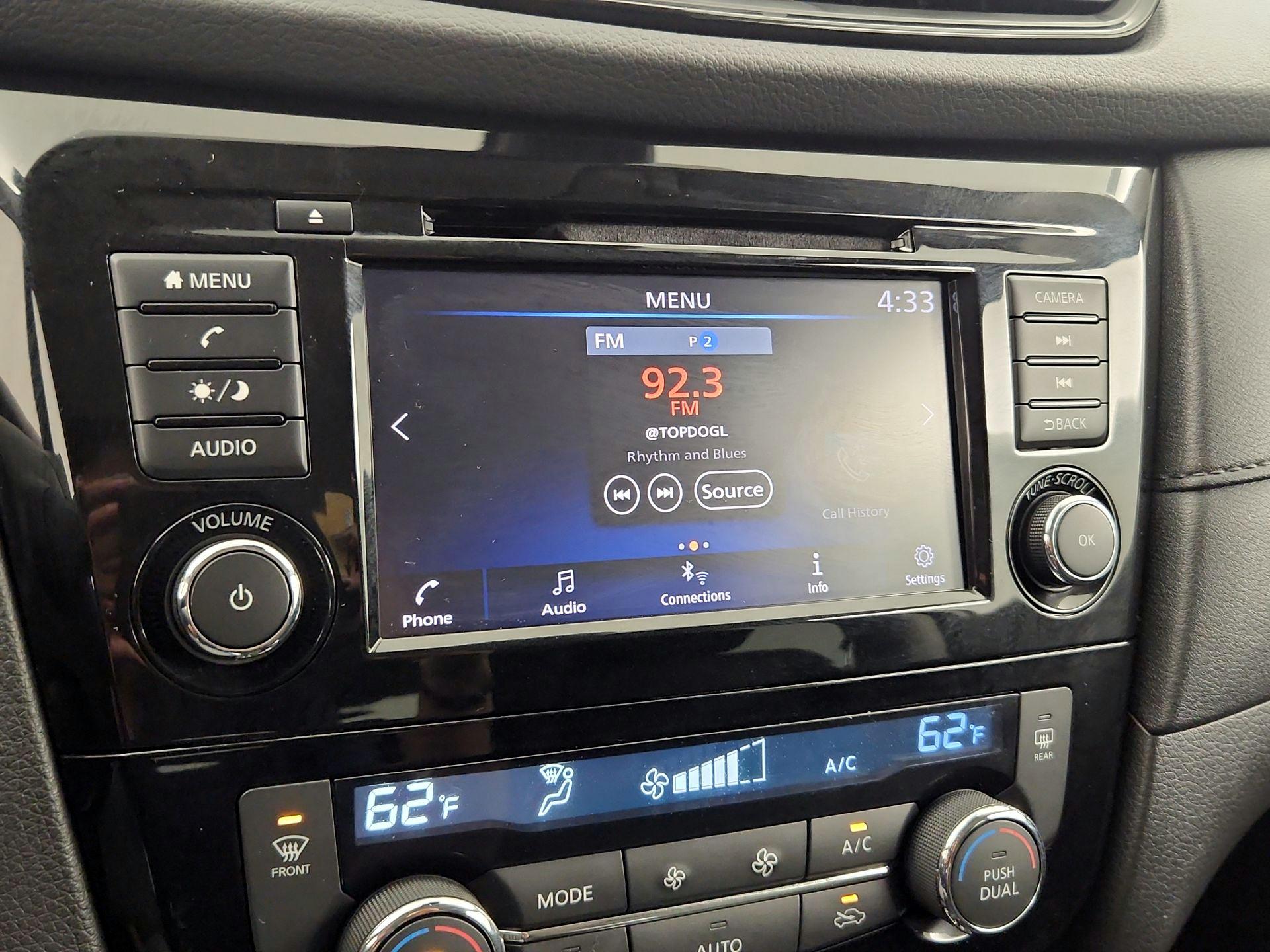 Thumbnail: 2019 Nissan Rogue - 15