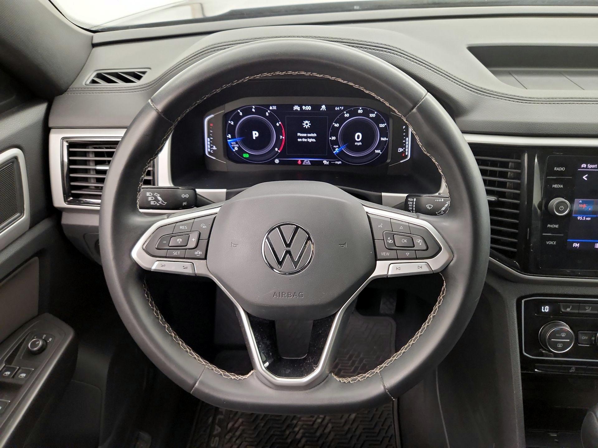 Thumbnail: 2022 Volkswagen Atlas - 10