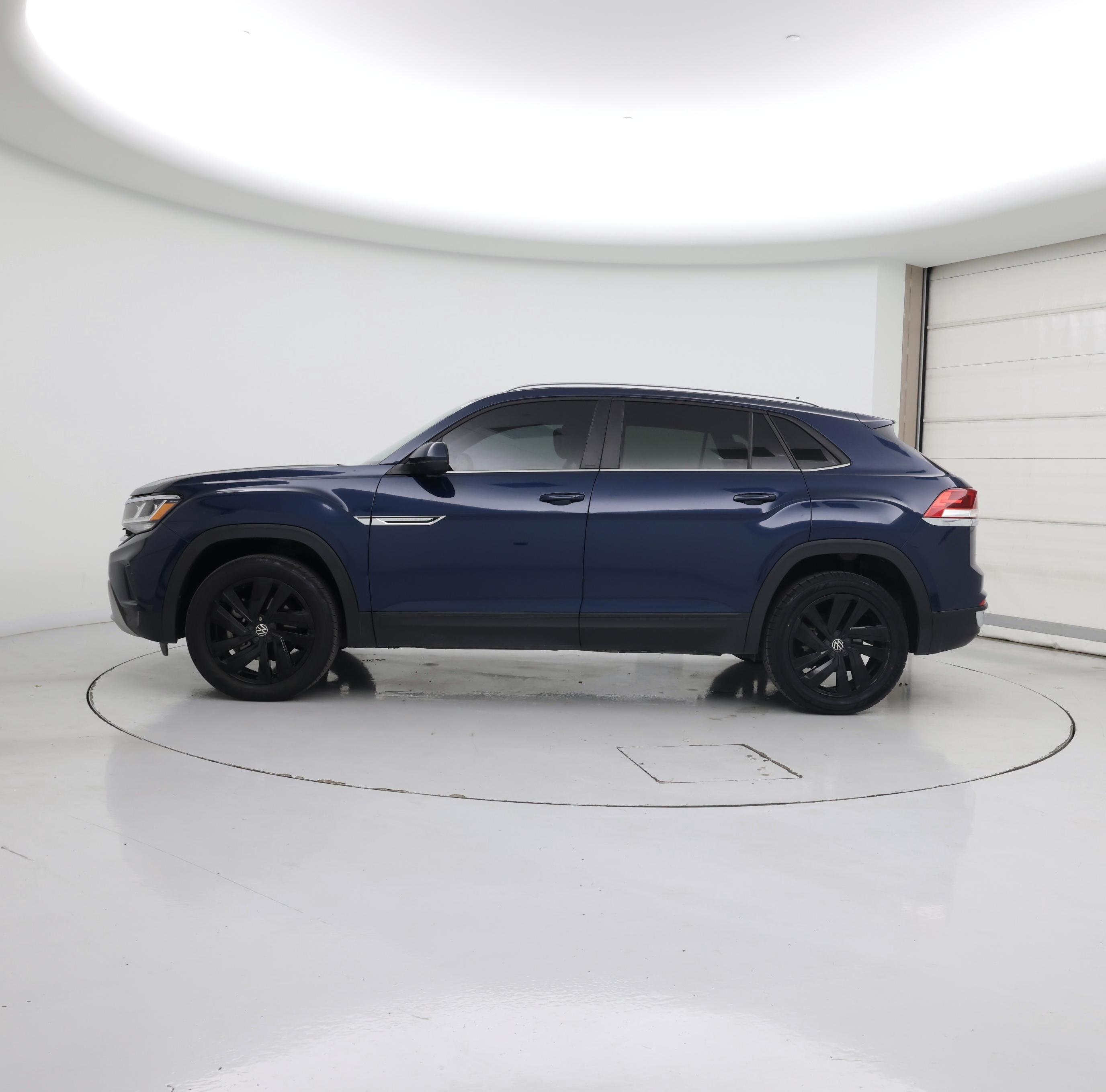 Thumbnail: 2022 Volkswagen Atlas - 3