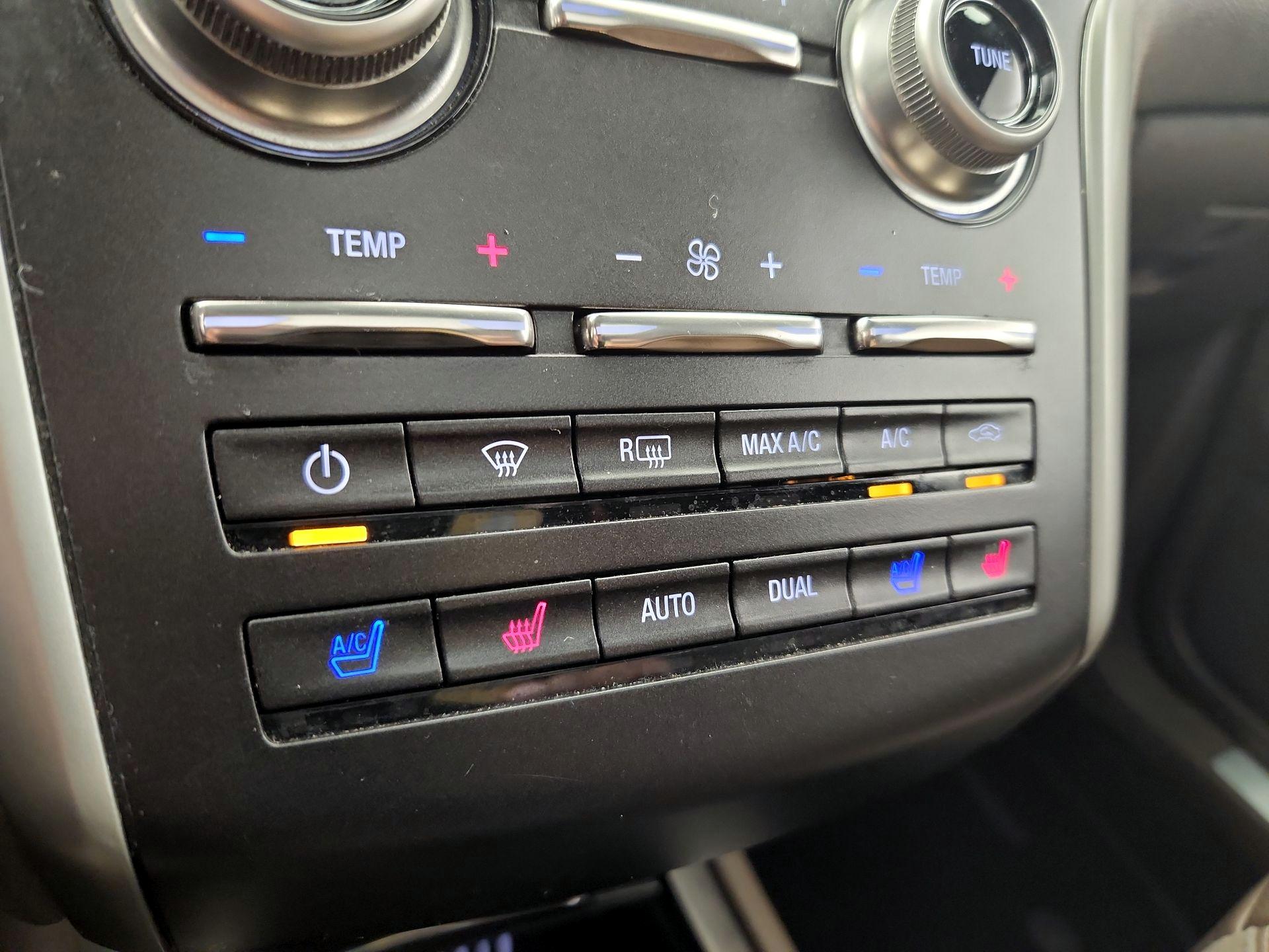 Thumbnail: 2017 Lincoln MKC - 17